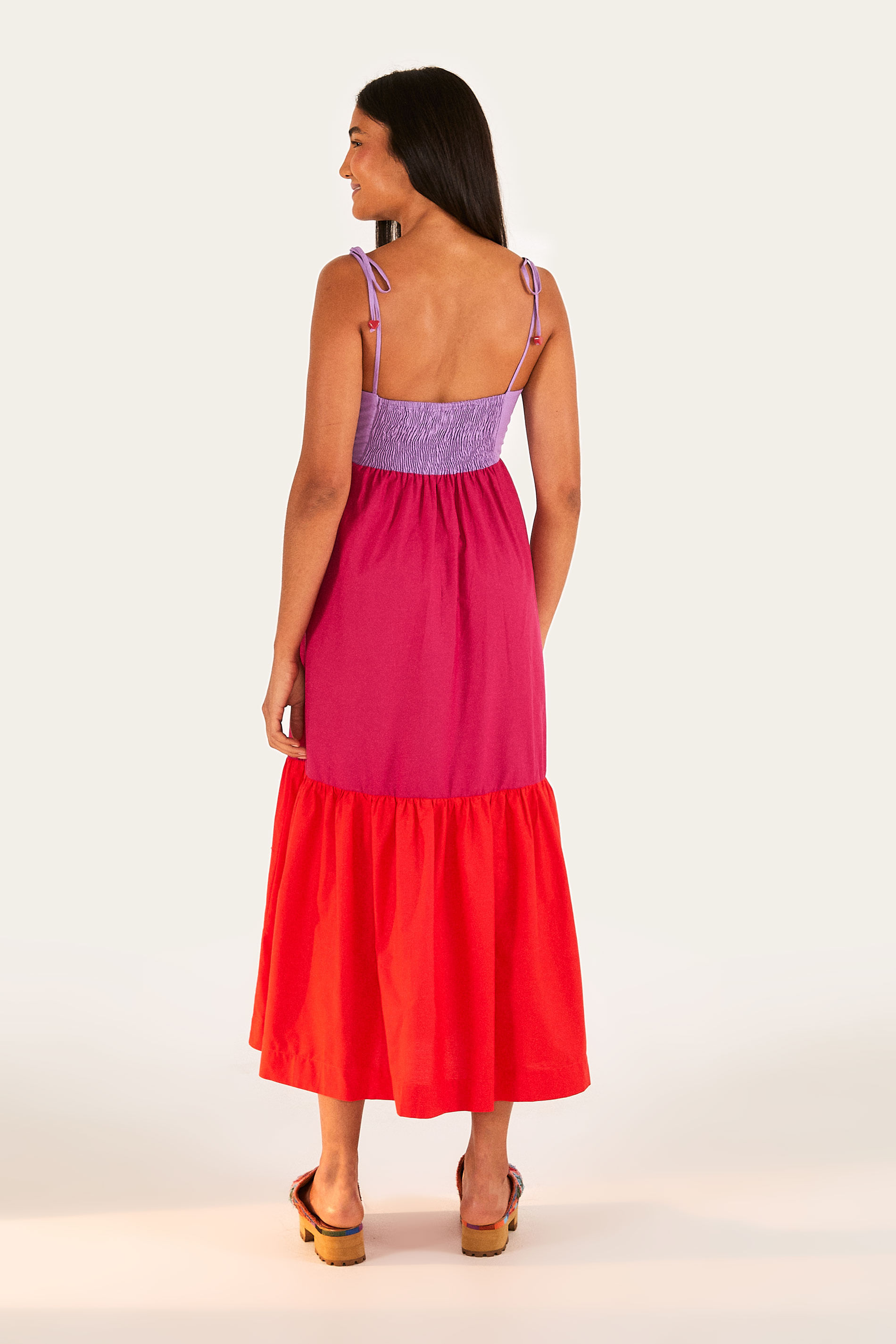 Vestido Midi Tricolor