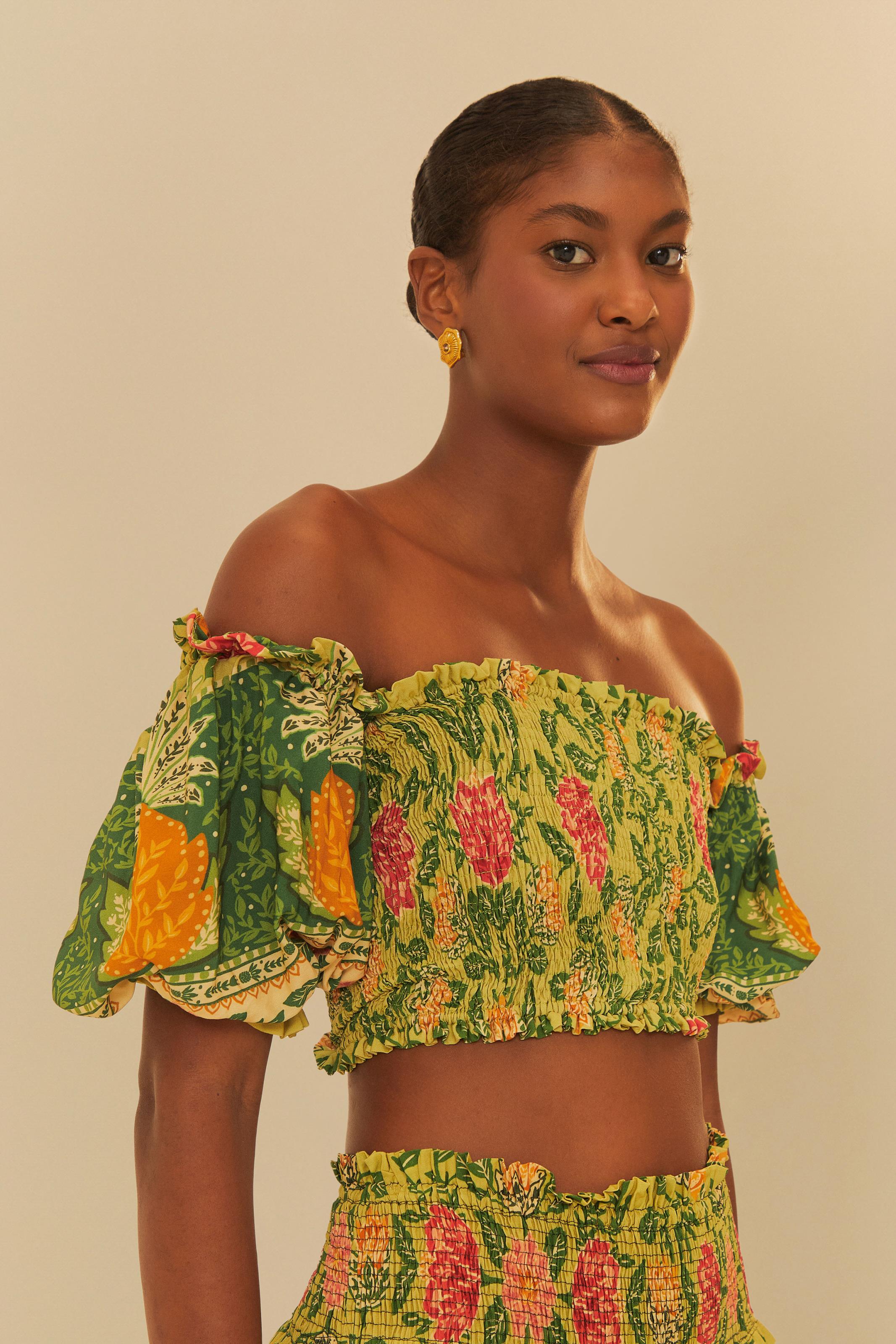 Blusa Cropped Estampada Terra Dos Abacaxis