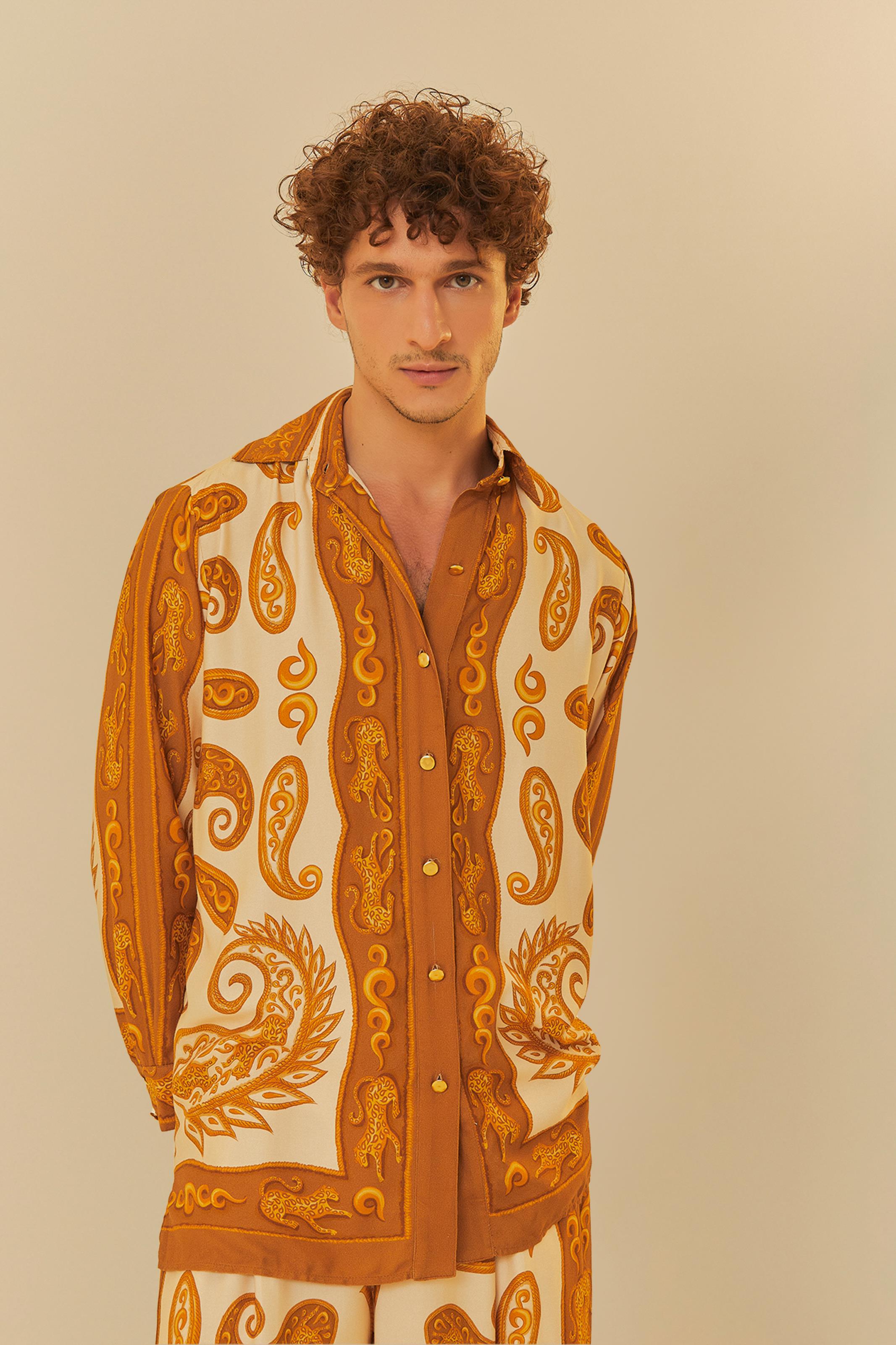 Camisa Manga Longa Estampada Lenço Paisley