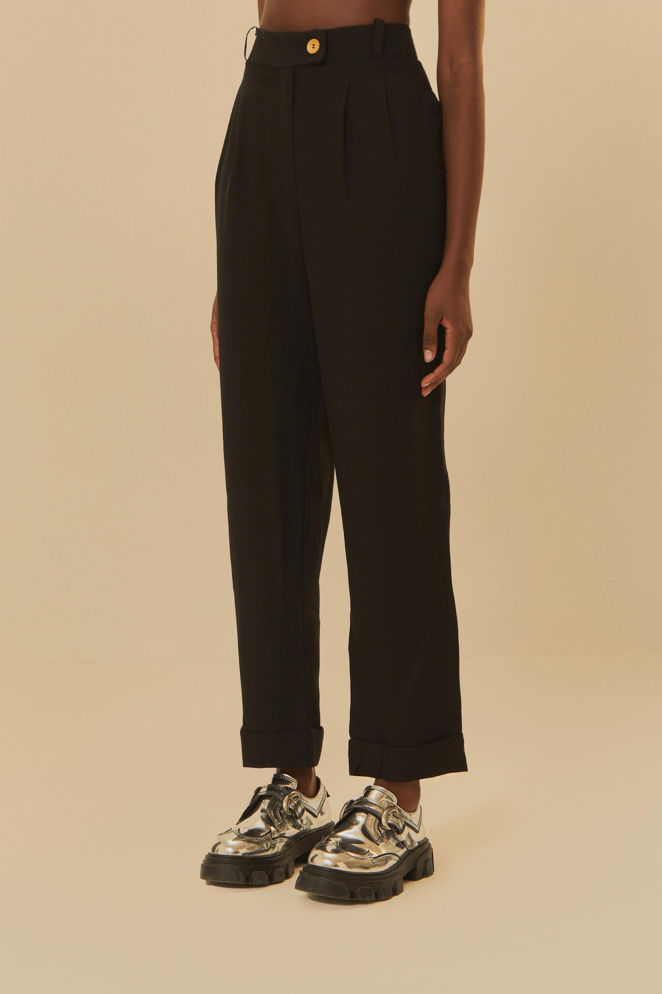 Calça Ampla Pregas