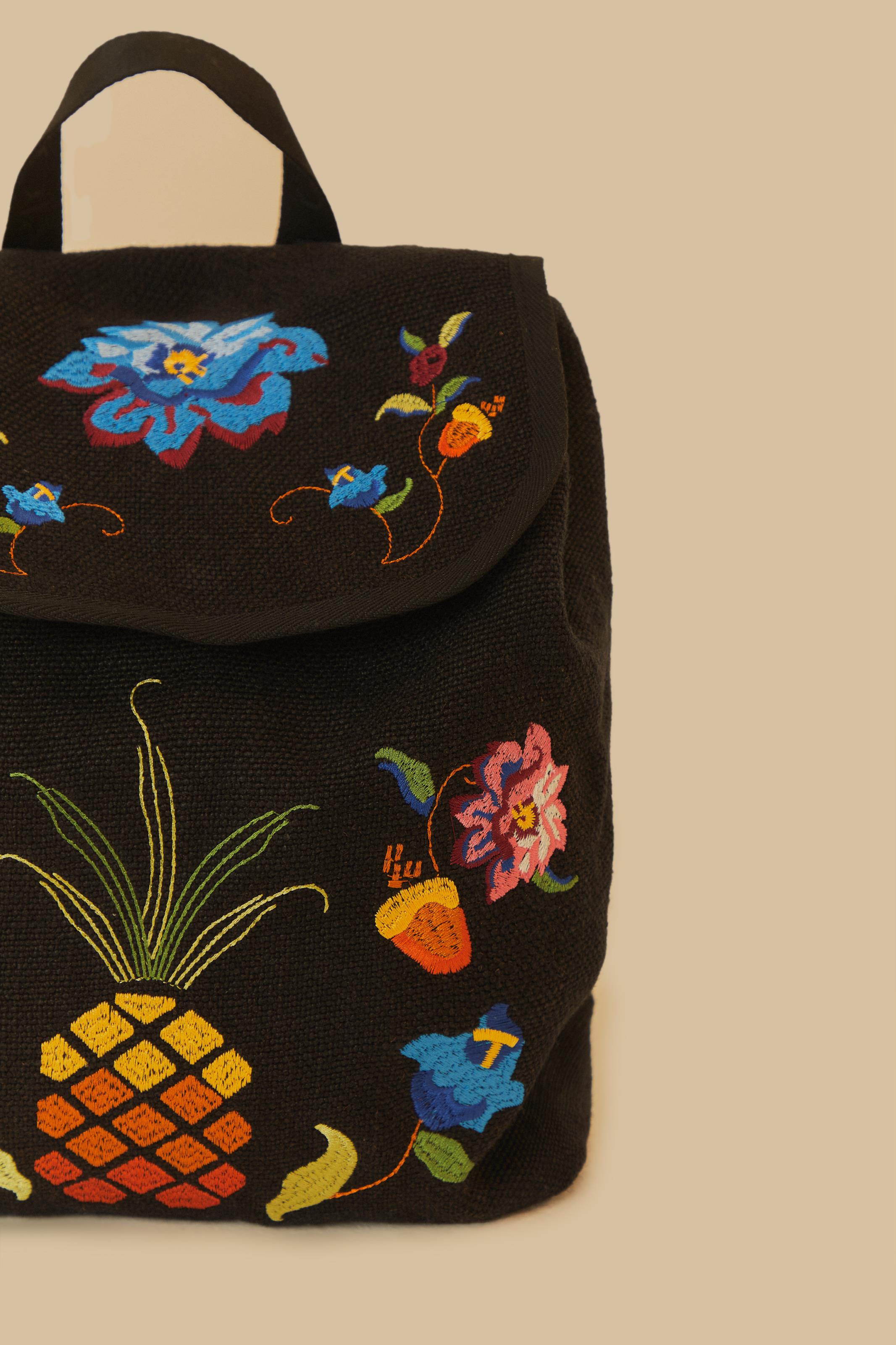 Mochila Bossa Juta