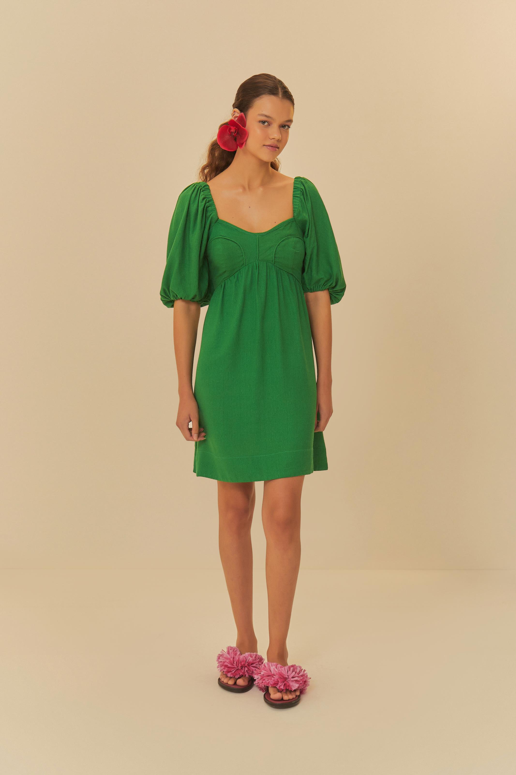 Vestido Curto Mangas Bufantes
