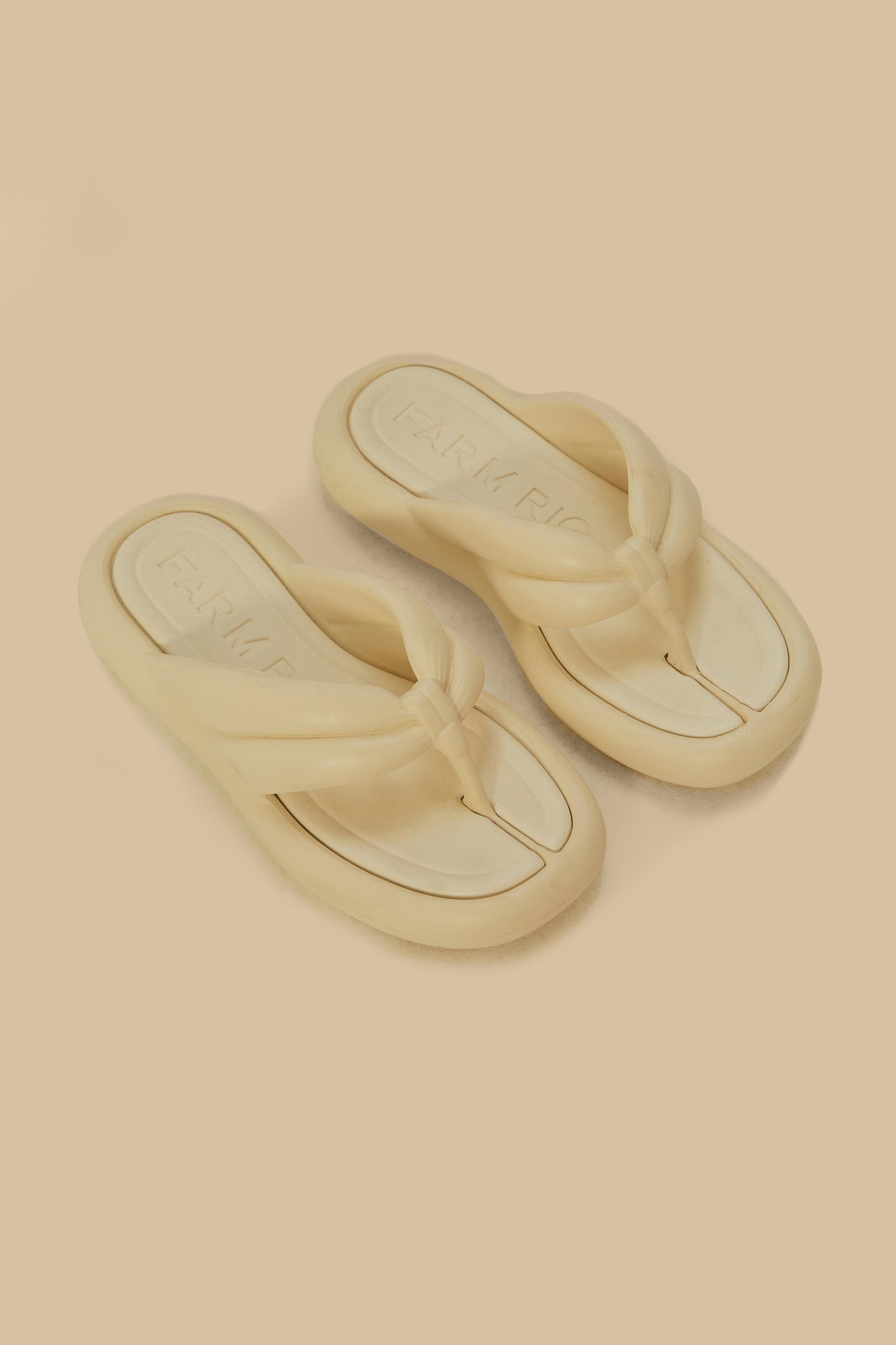 Chinelo Katita