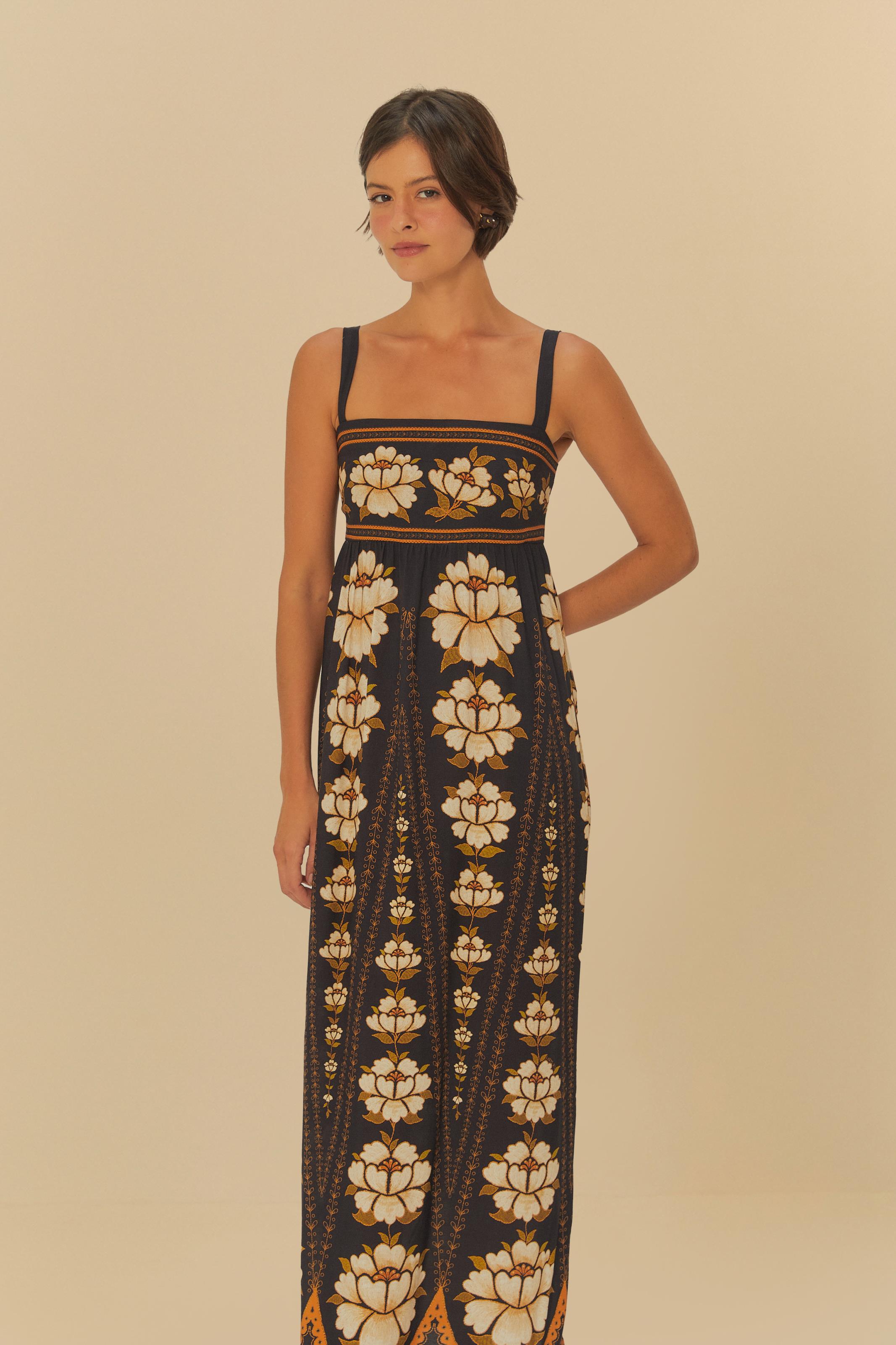 Vestido Cropped Estampado Flor Bordada