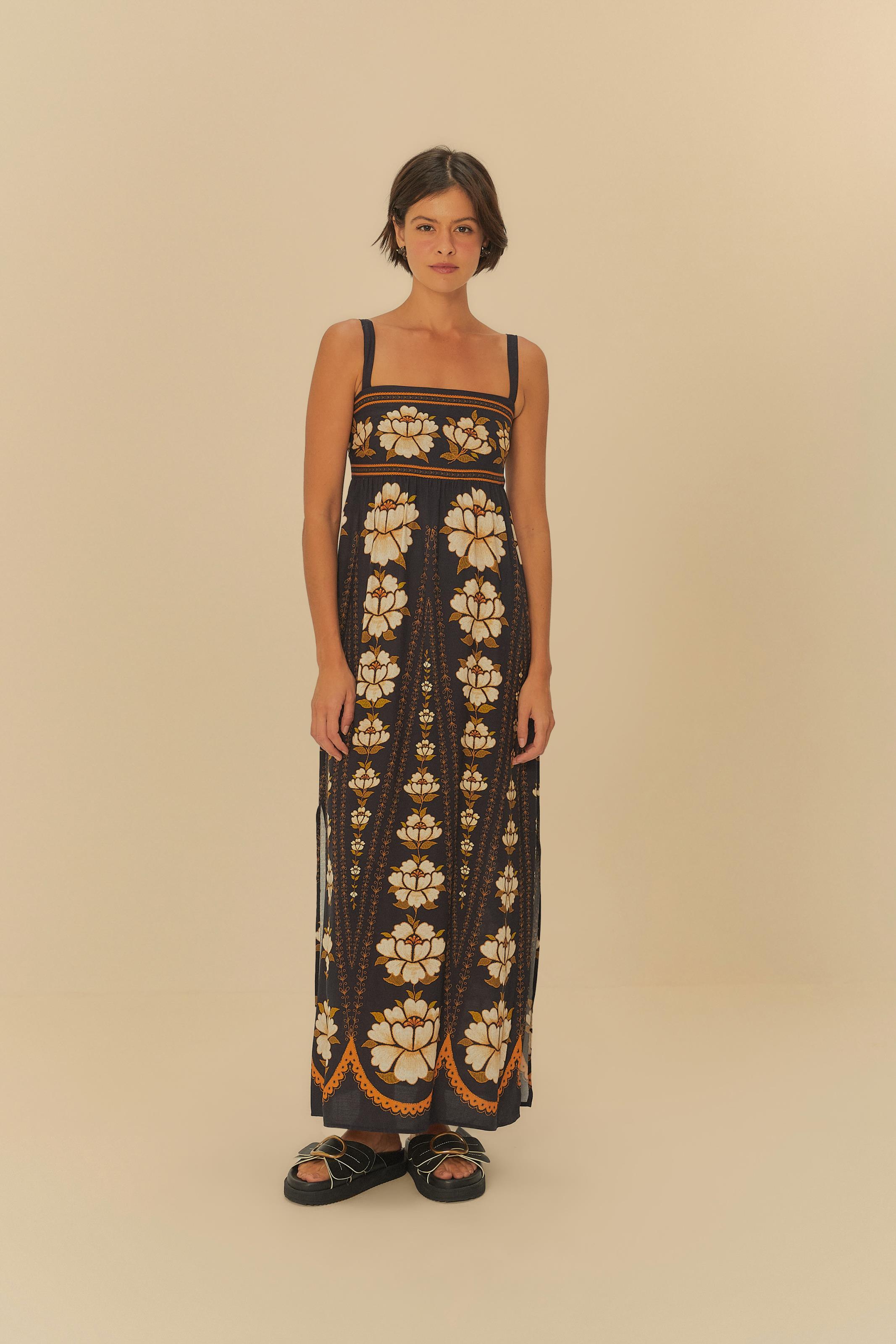 Vestido Cropped Estampado Flor Bordada