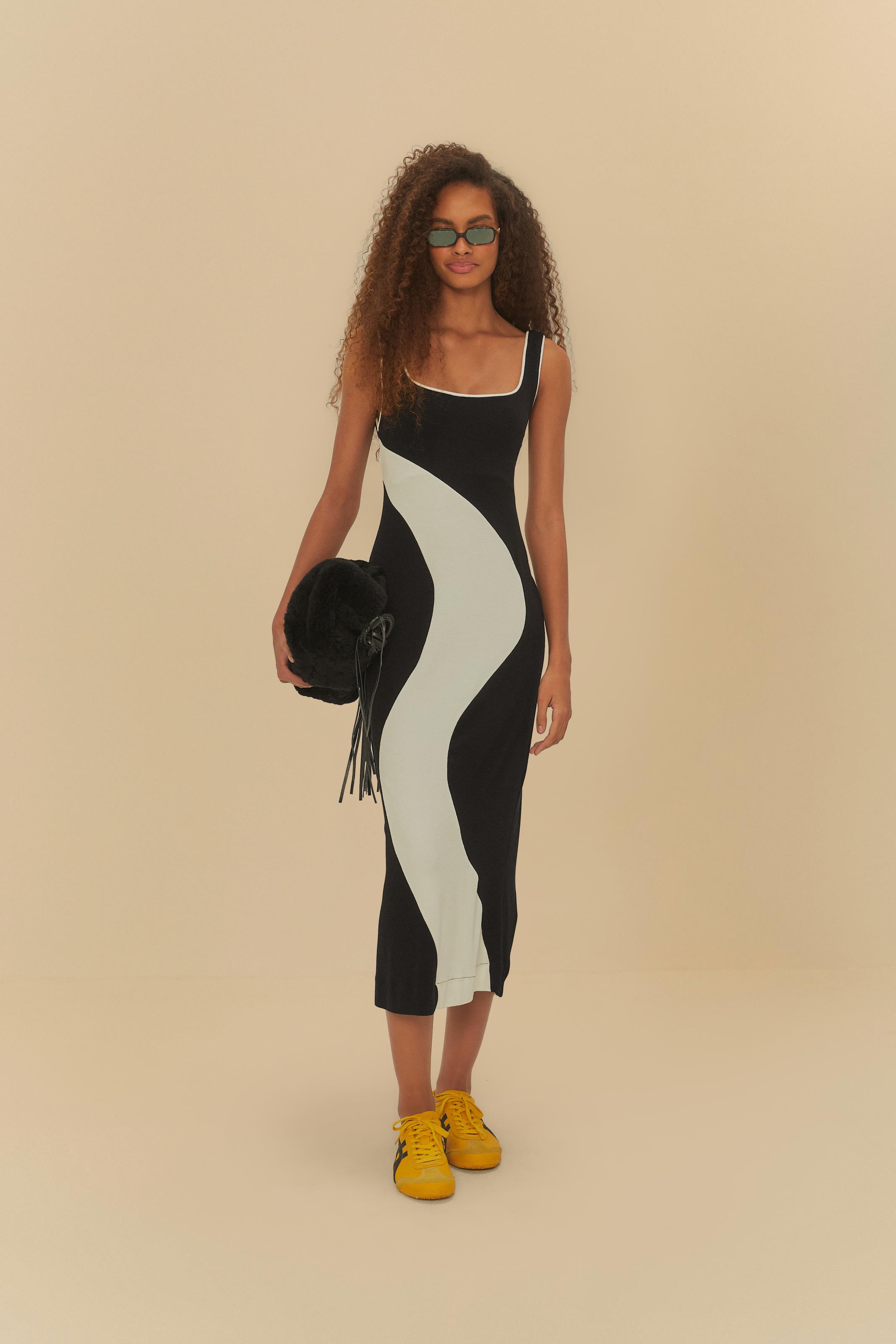 Vestido Recortes Pb Crepe
