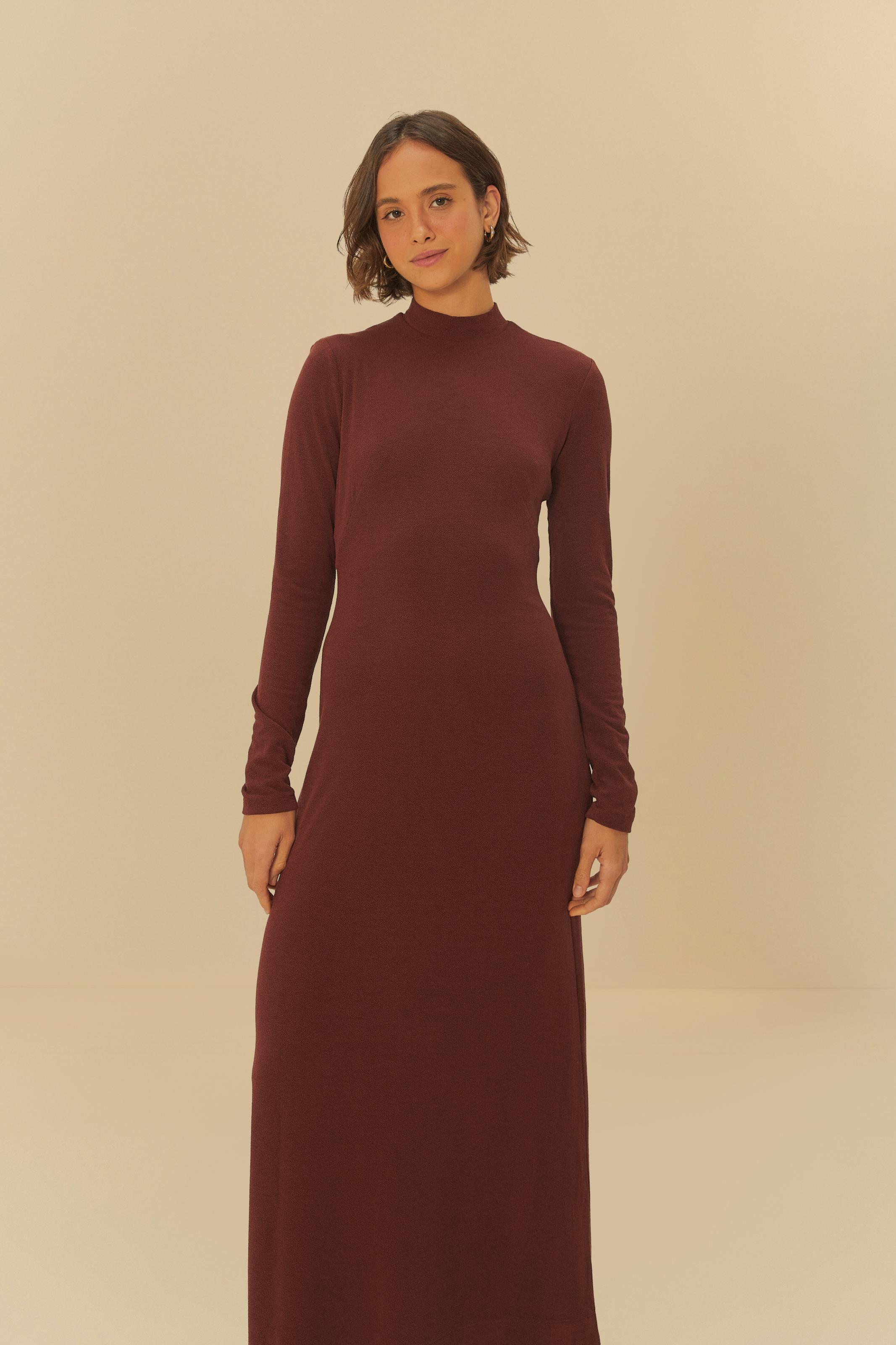 Vestido Golinha Decote Costas Crepe