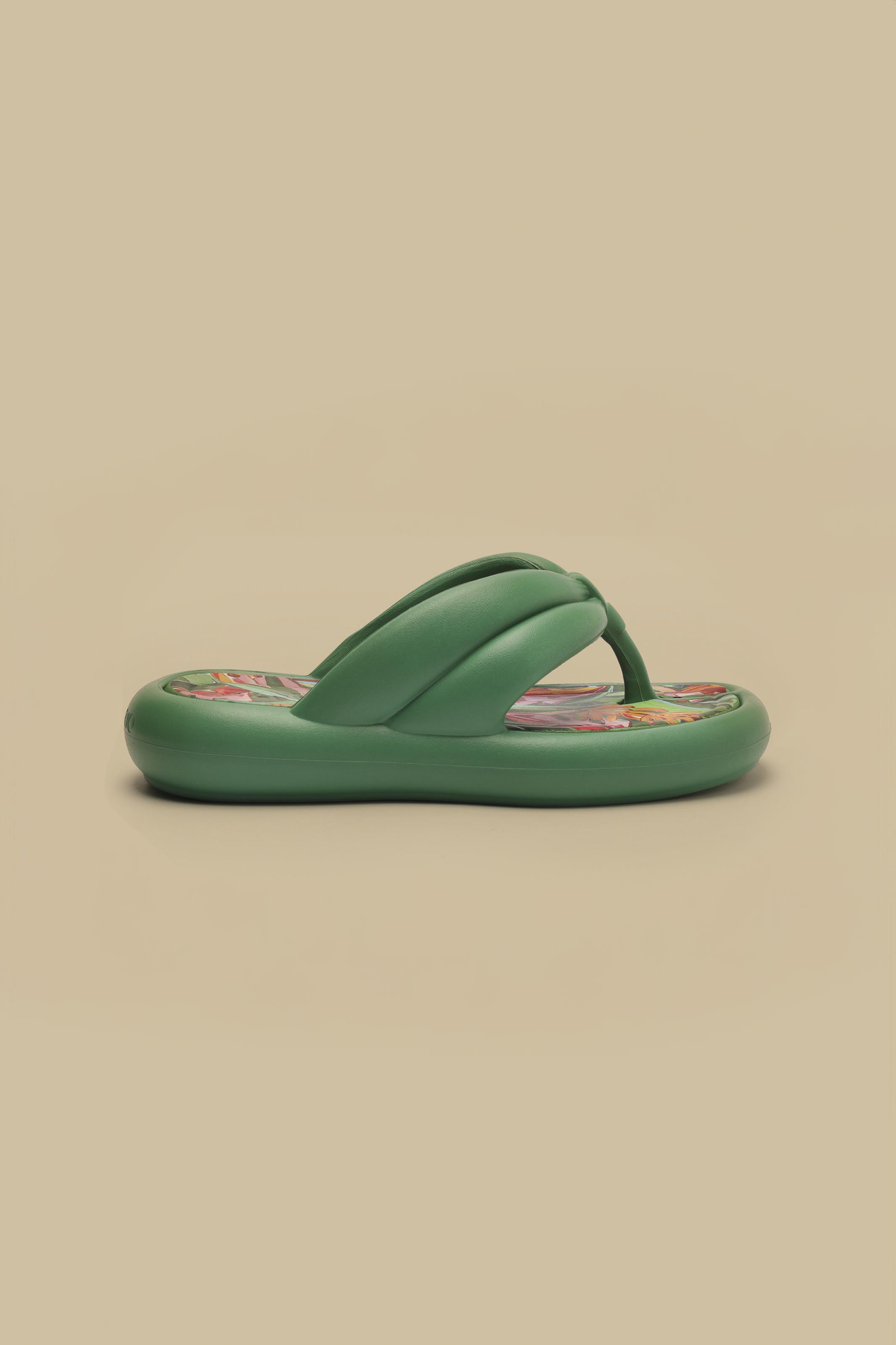 Chinelo Katita Print