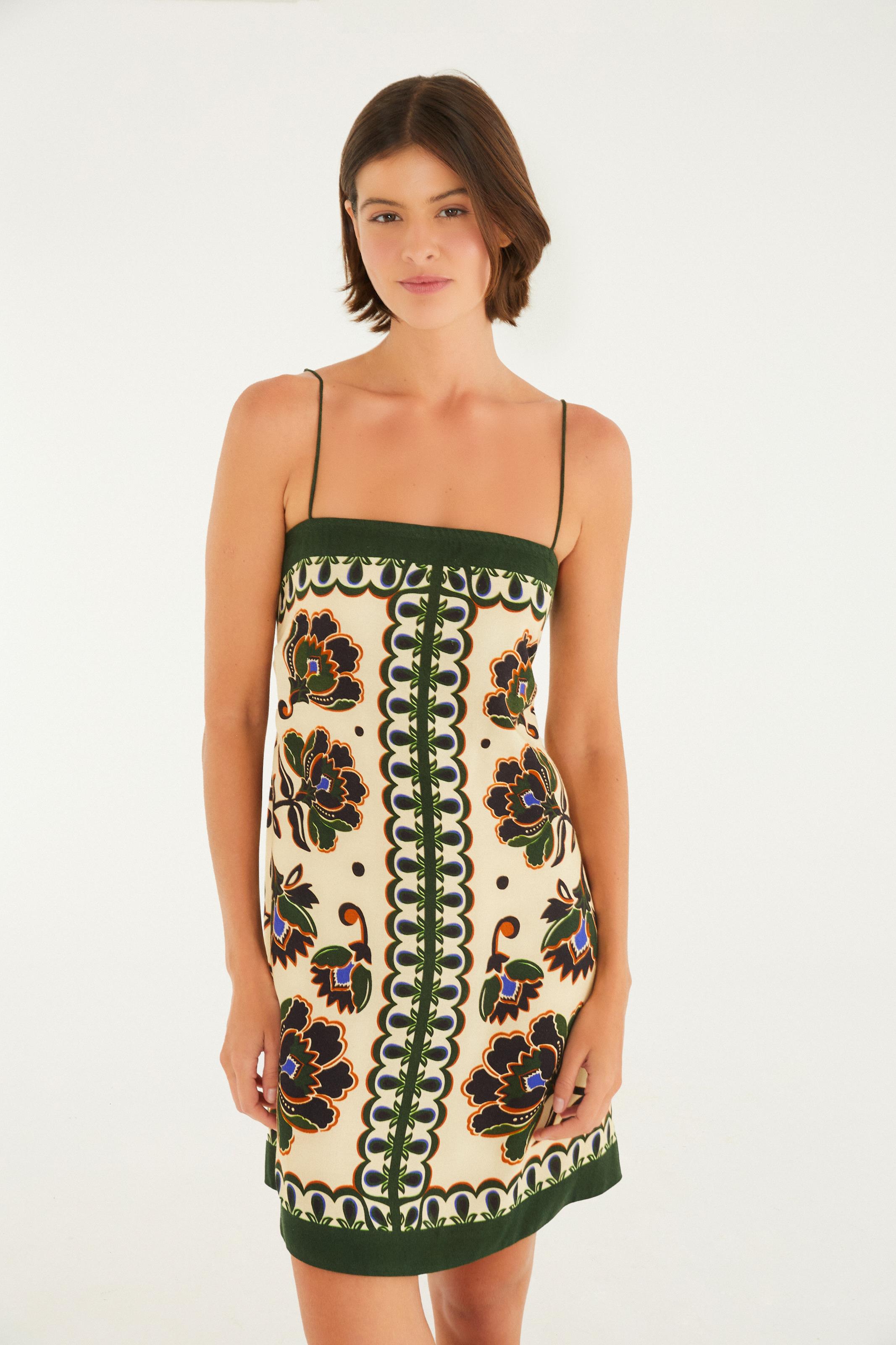 Vestido Curto Estampado Floral Arabesque