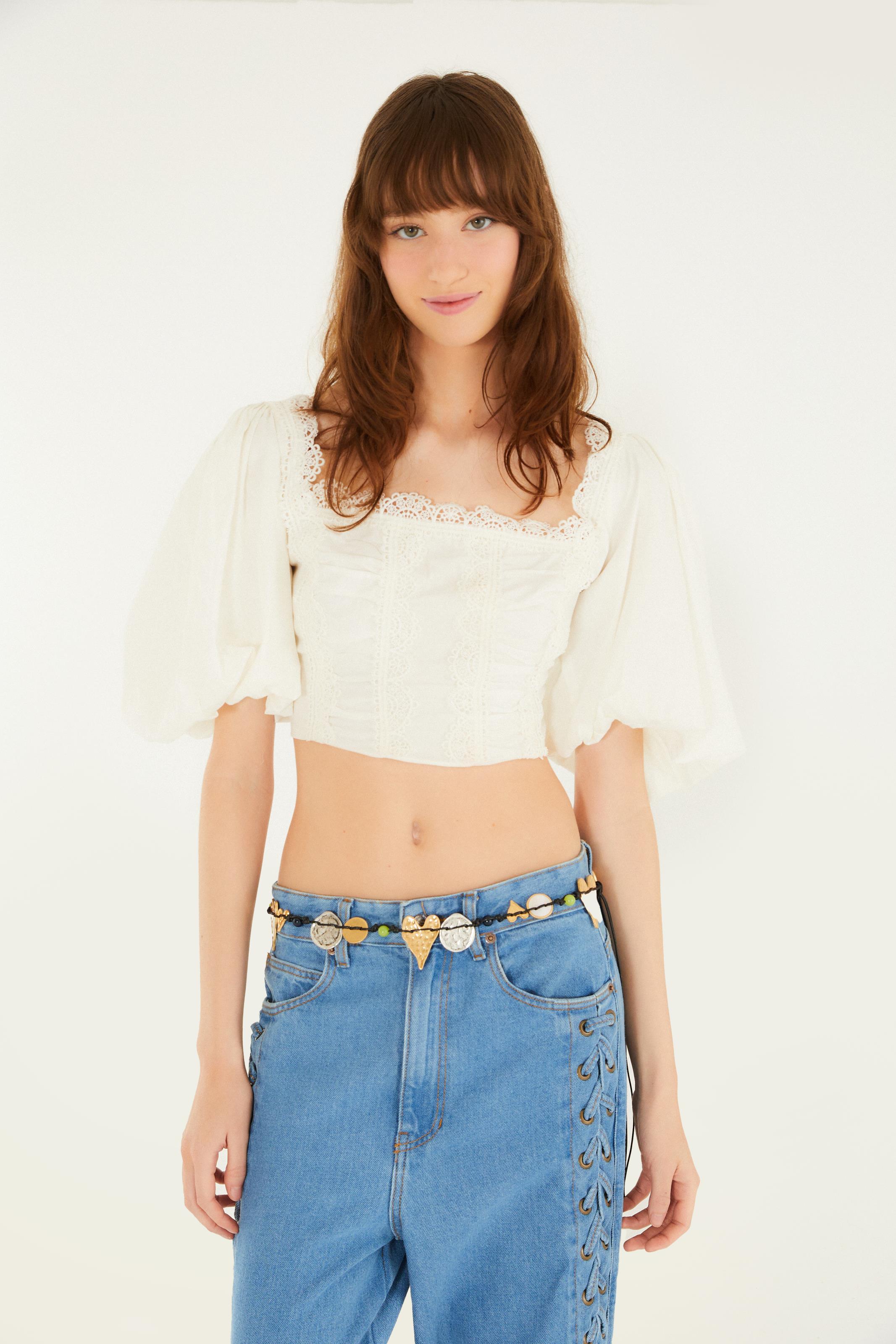 Blusa Artesanal Romântica