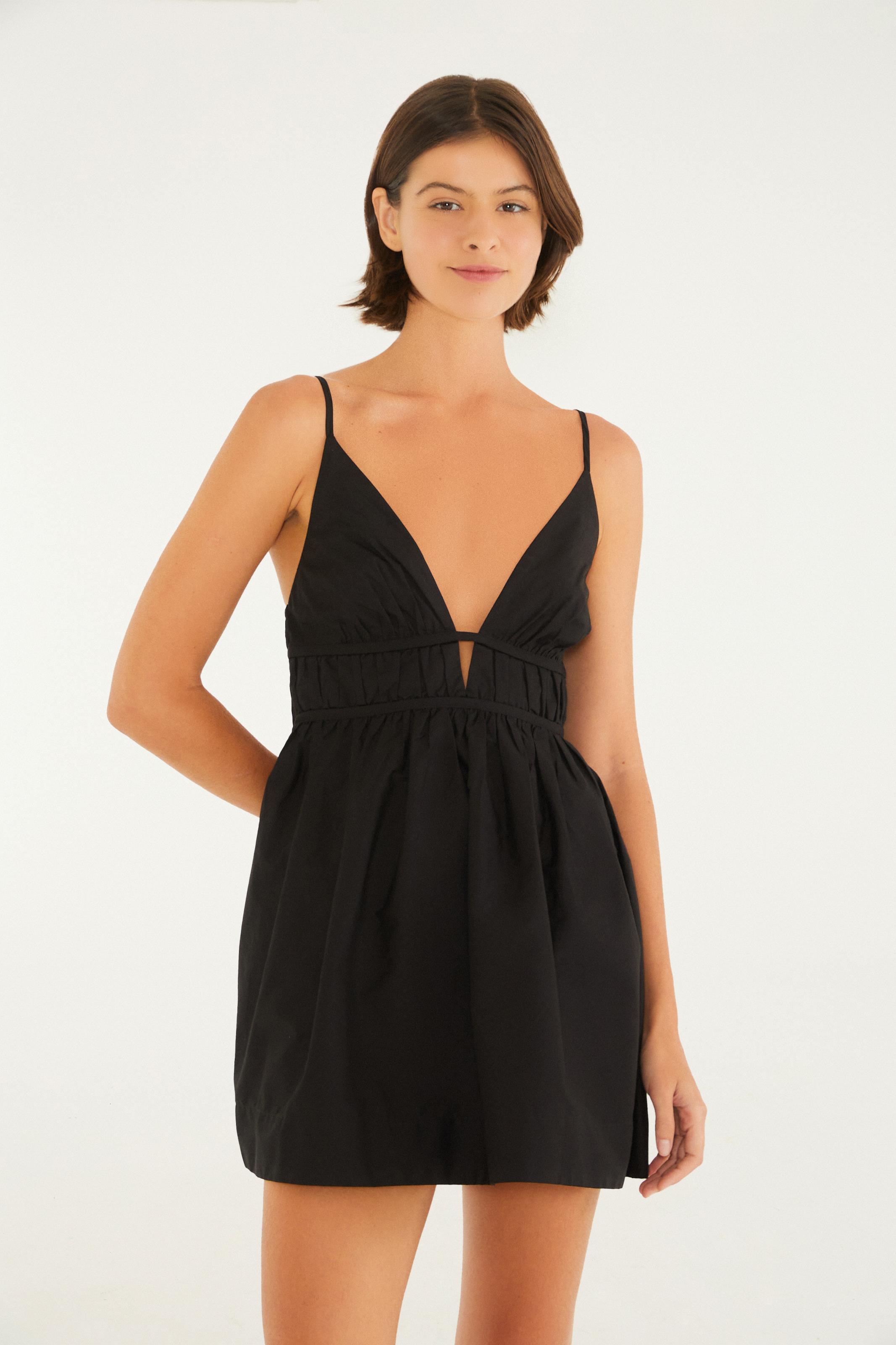 Vestido Curto Alcinhas