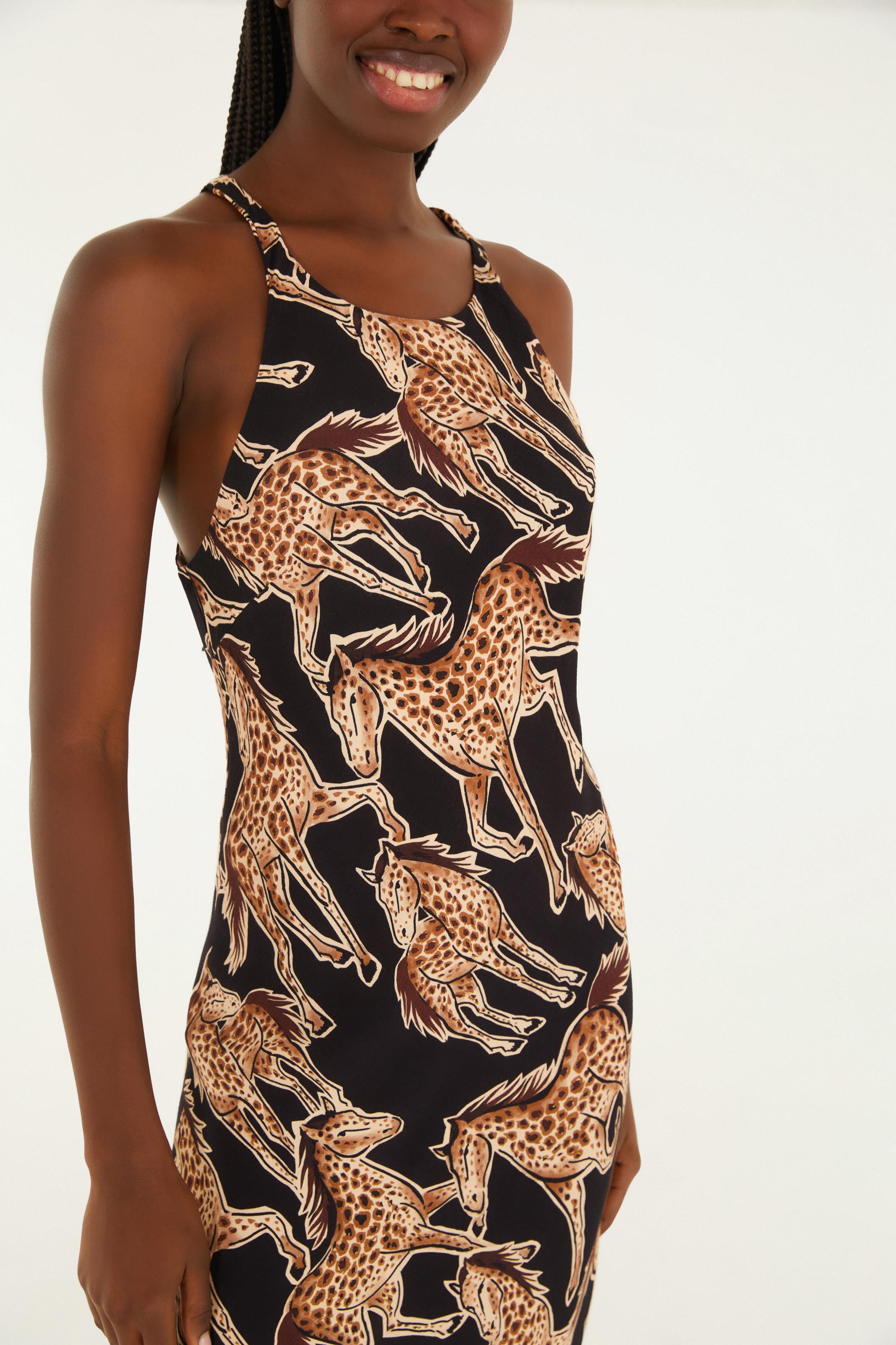Vestido Regata Estampado Cavalo De Onça