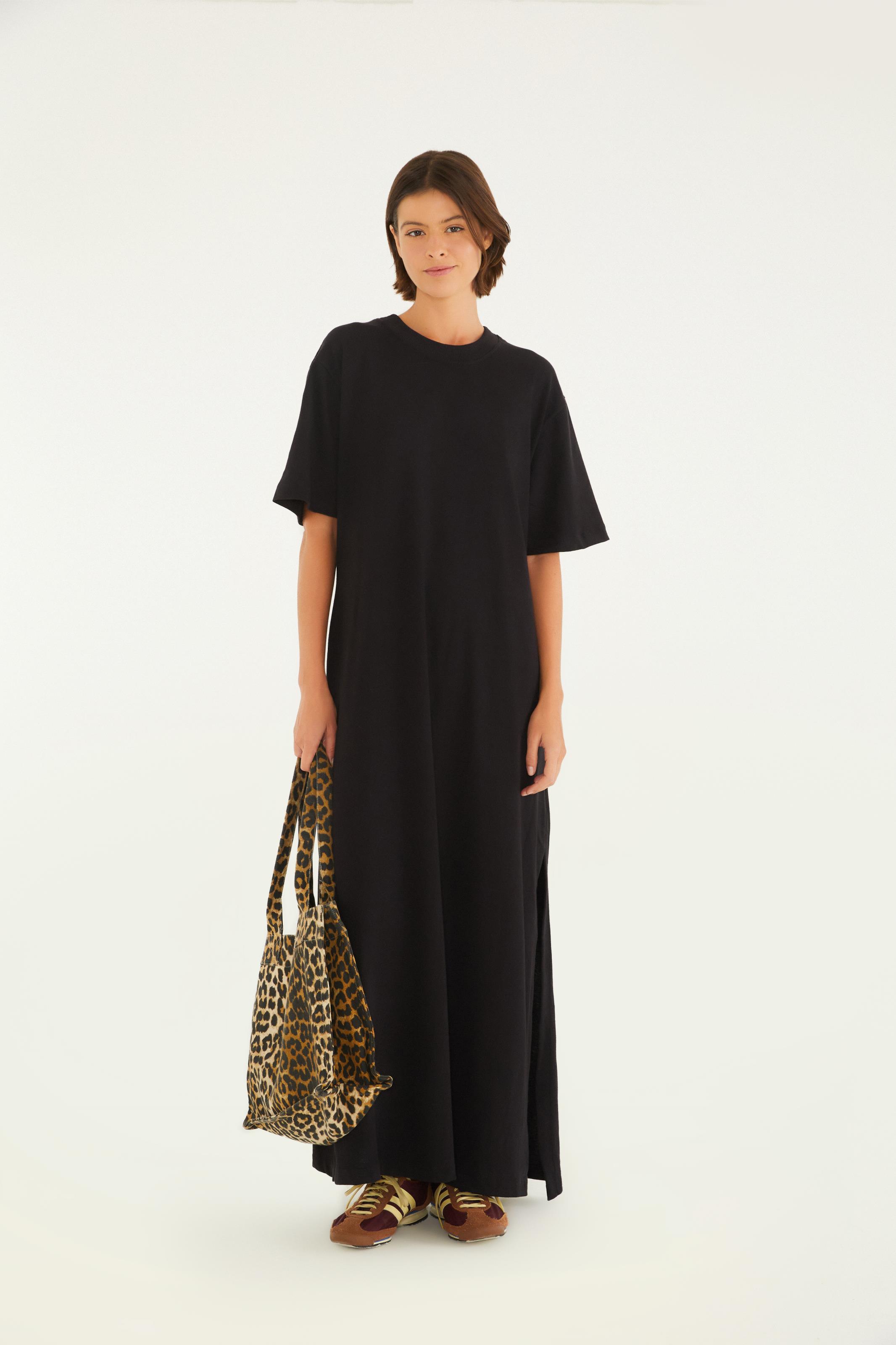Vestido T-Shirt Fenda