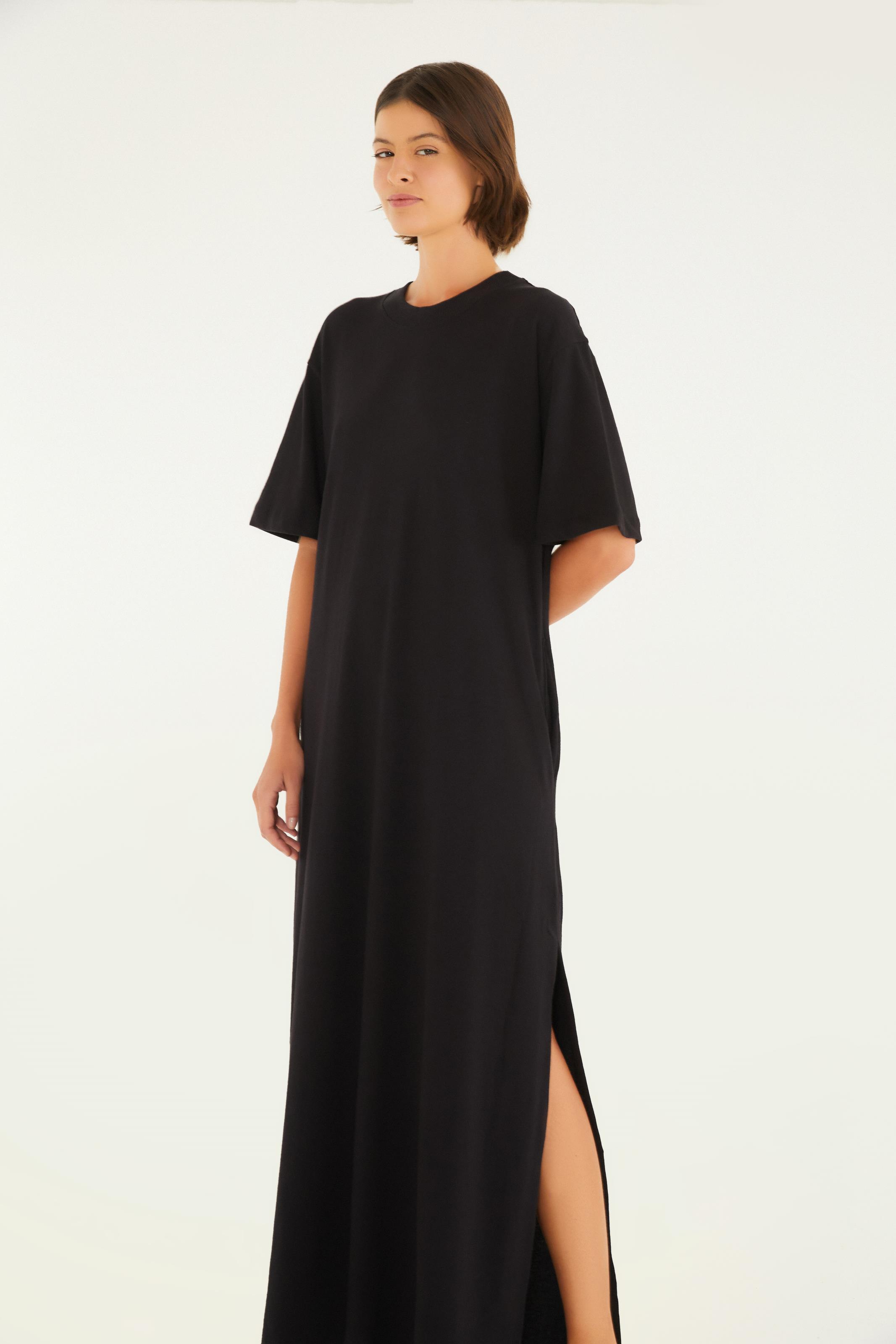 Vestido T-Shirt Fenda