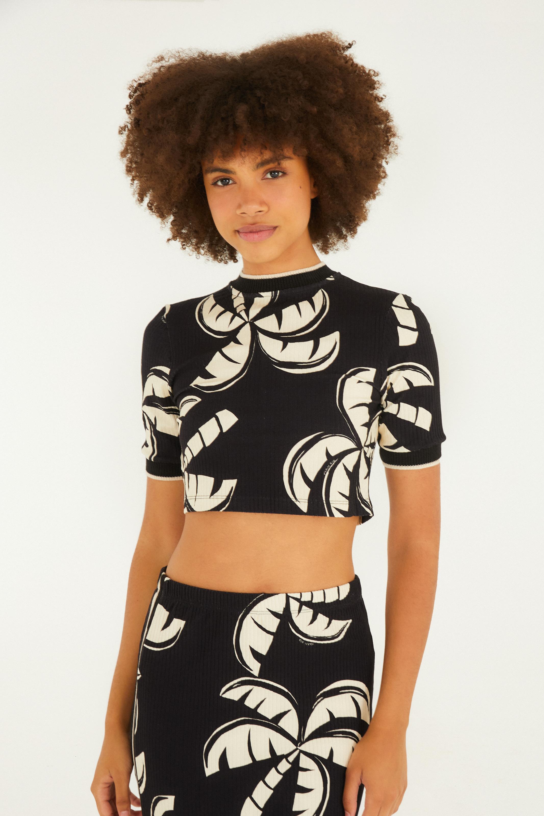 Blusa Cropped Estampada Coqueirada