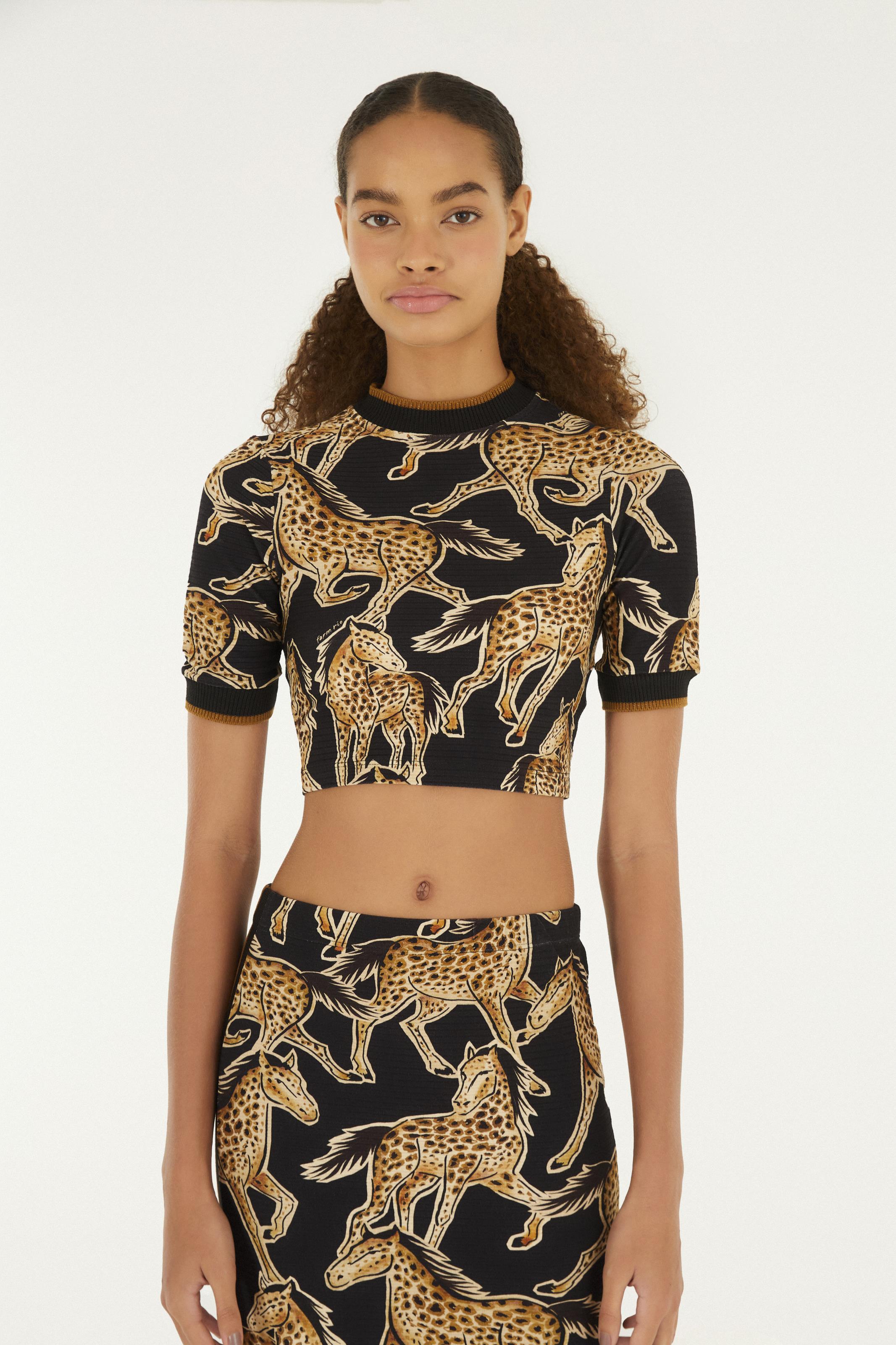 Blusa Cropped Estampada Cavalo Onça