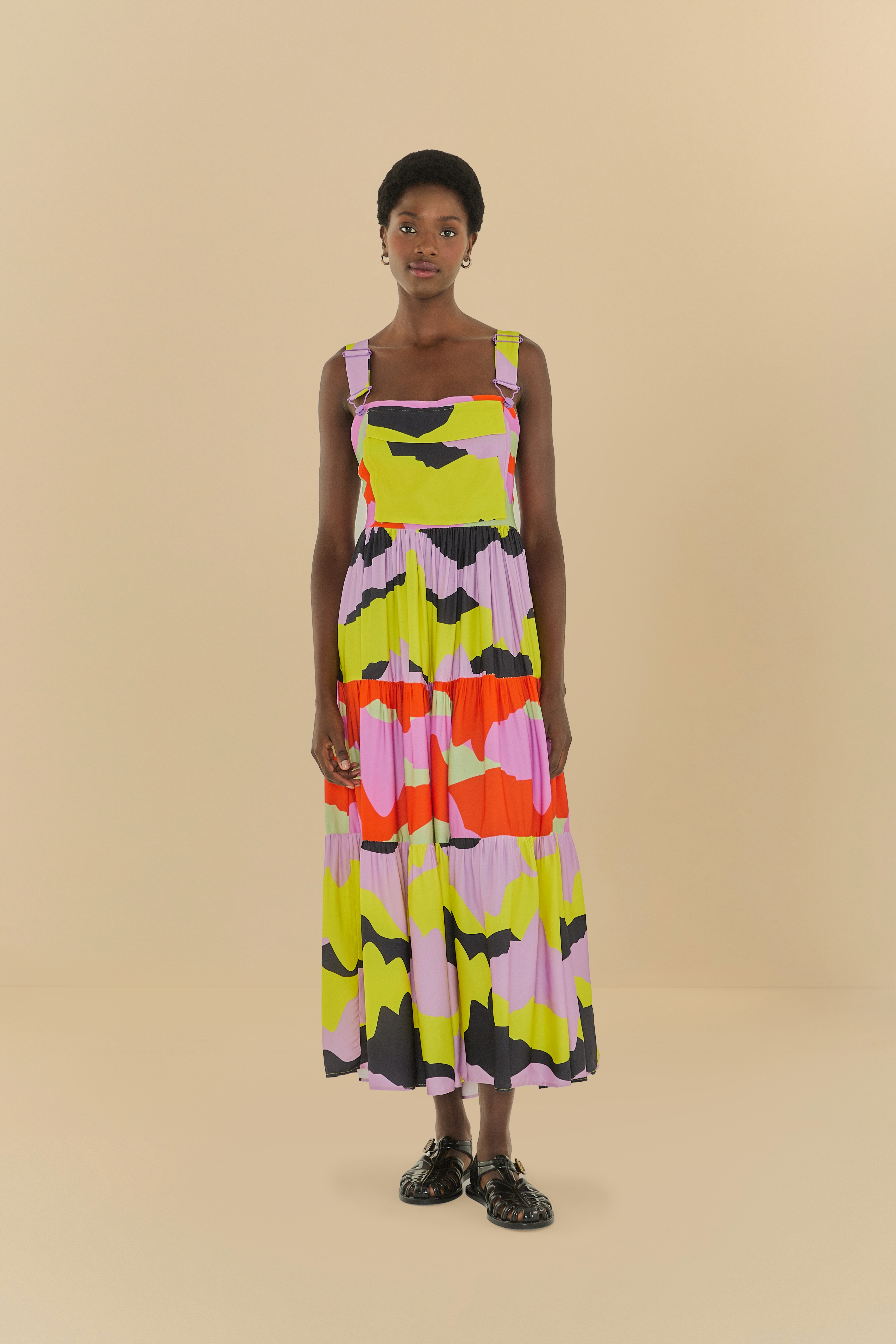 Vestido Jardineira Estampado Dois Irmãos Isadora Gallas