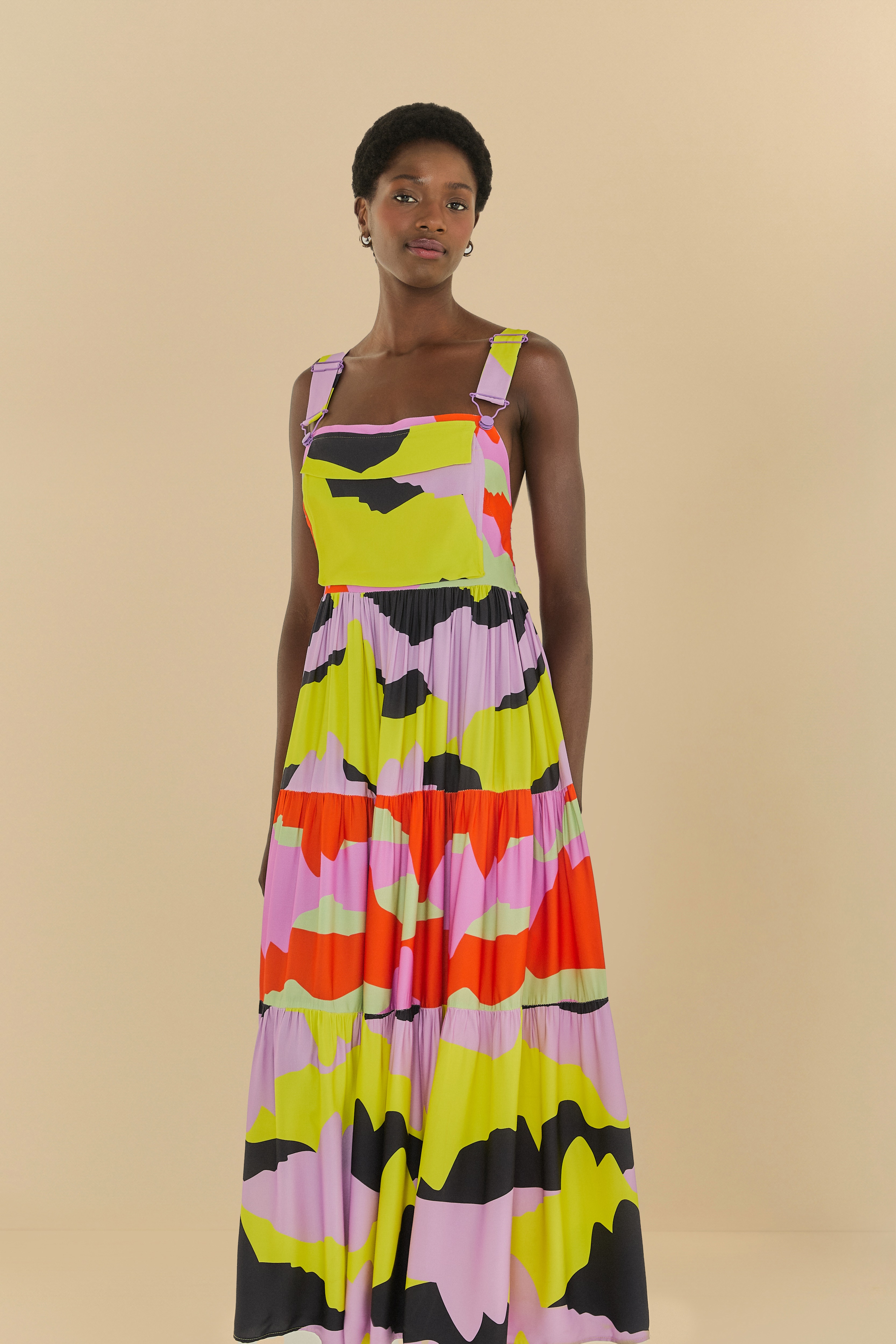 Vestido Jardineira Estampado Dois Irmãos Isadora Gallas