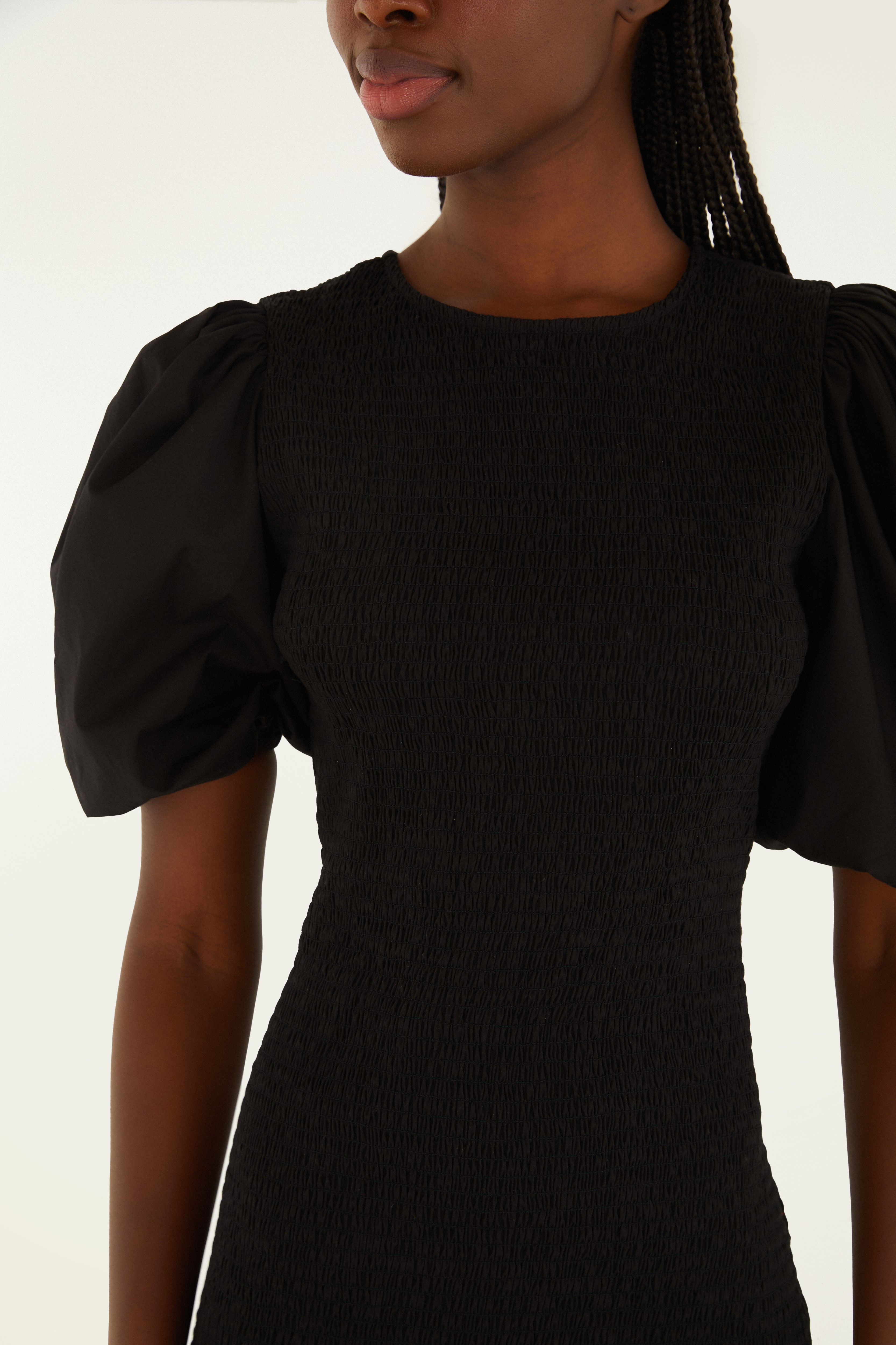 Vestido Curto Lastex Mangas