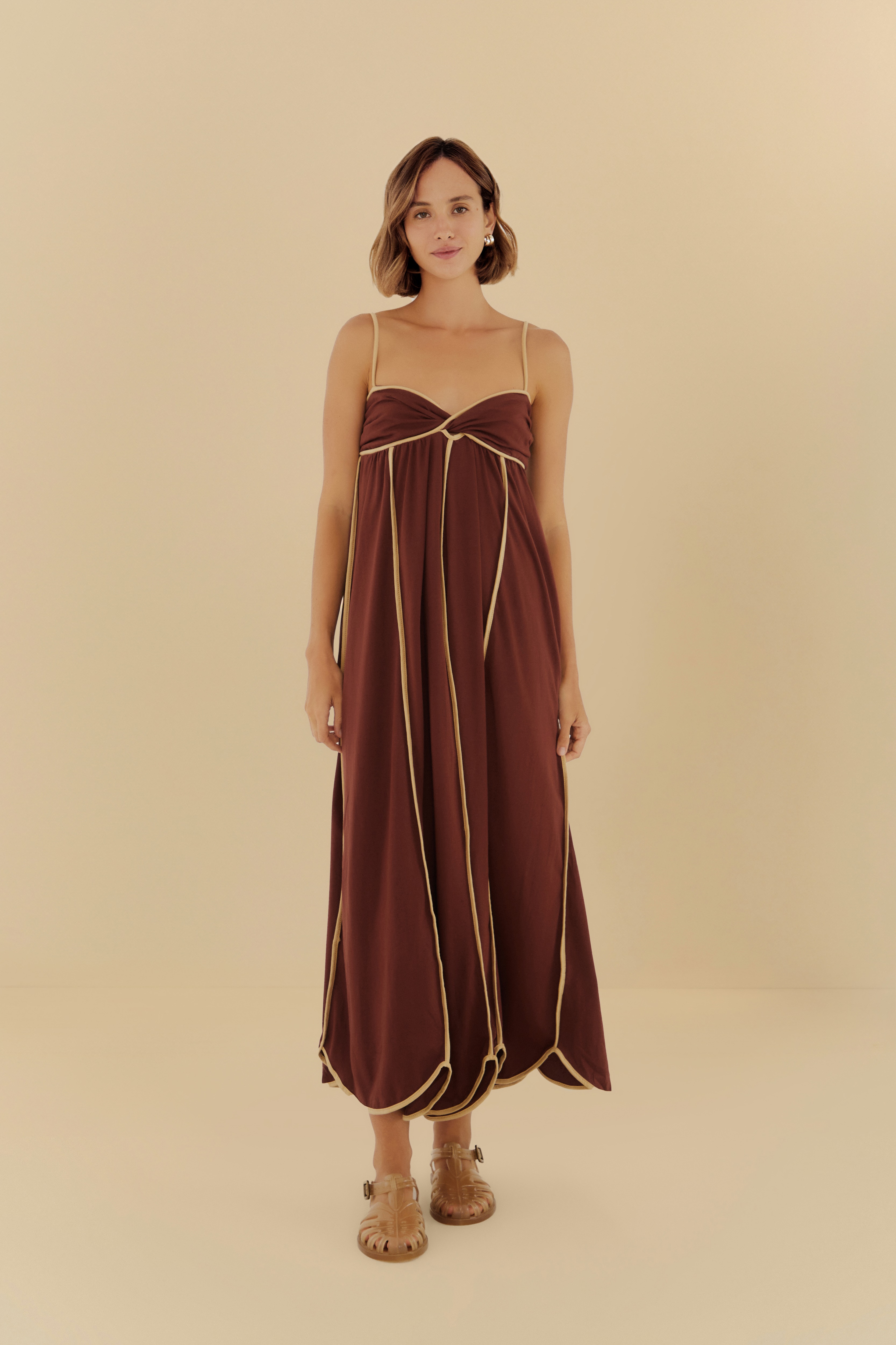 Vestido Cropped Recortes Com Viés