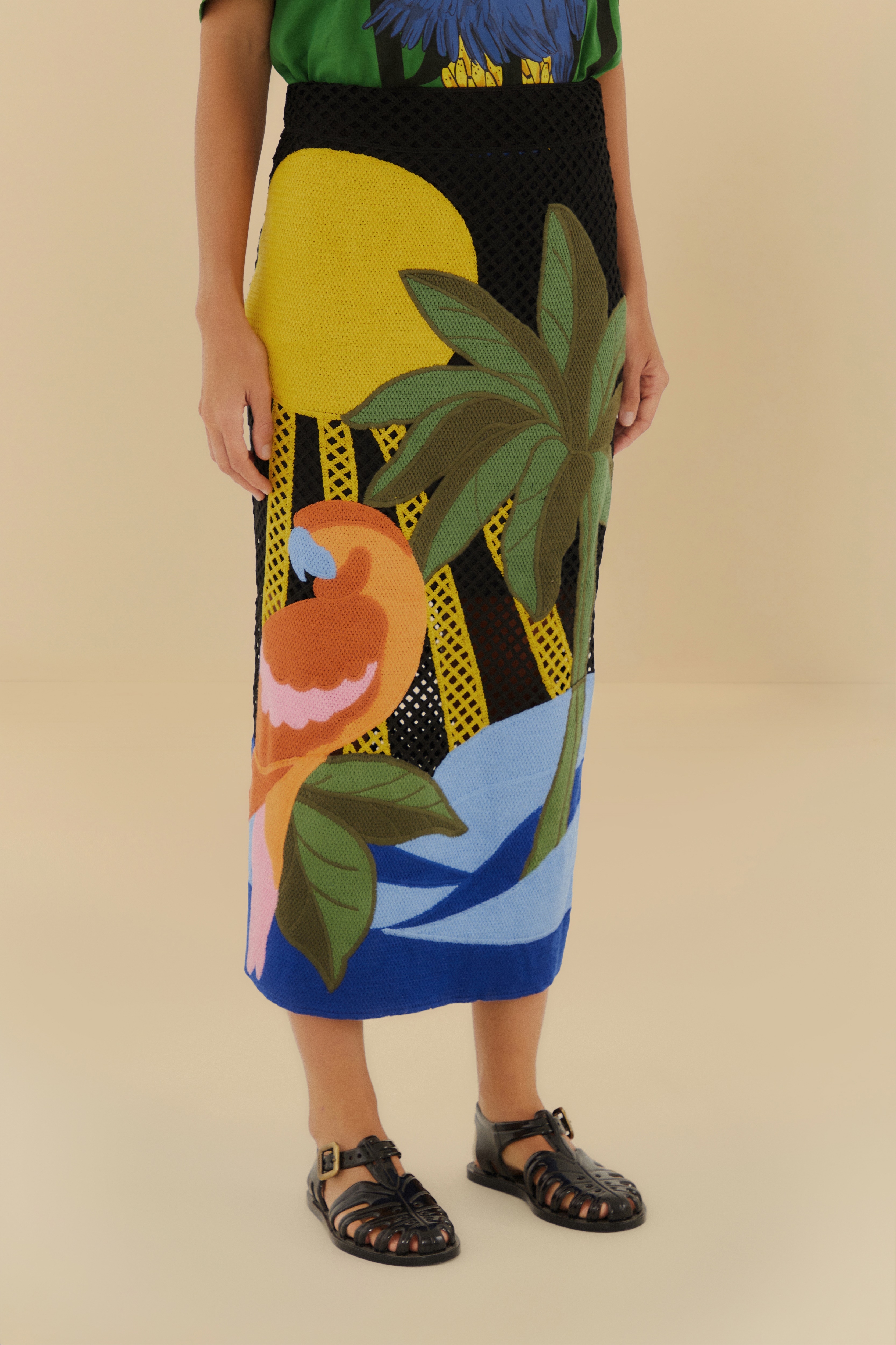 Saia Croopped Crochet Latina