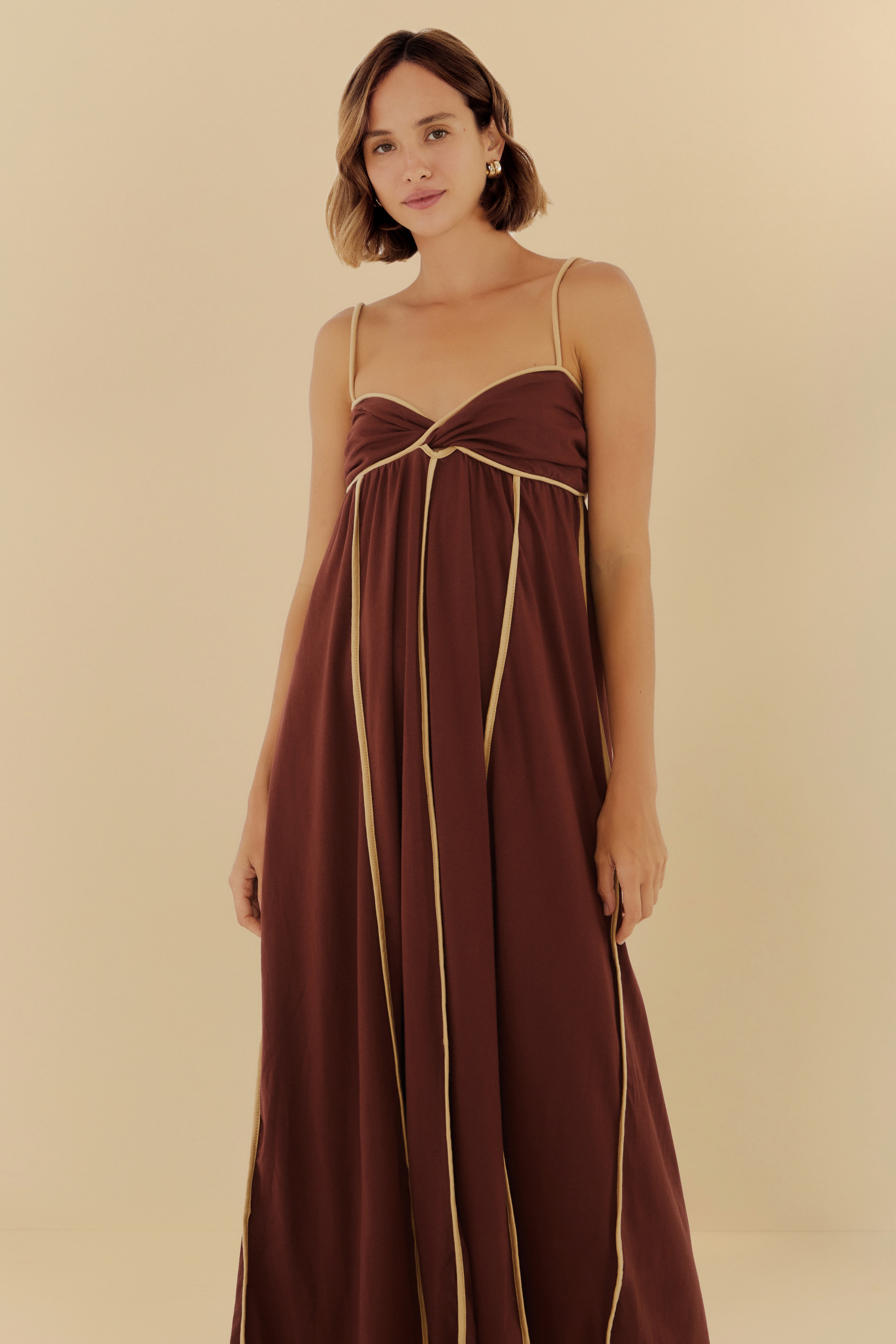Vestido Cropped Recortes Com Viés