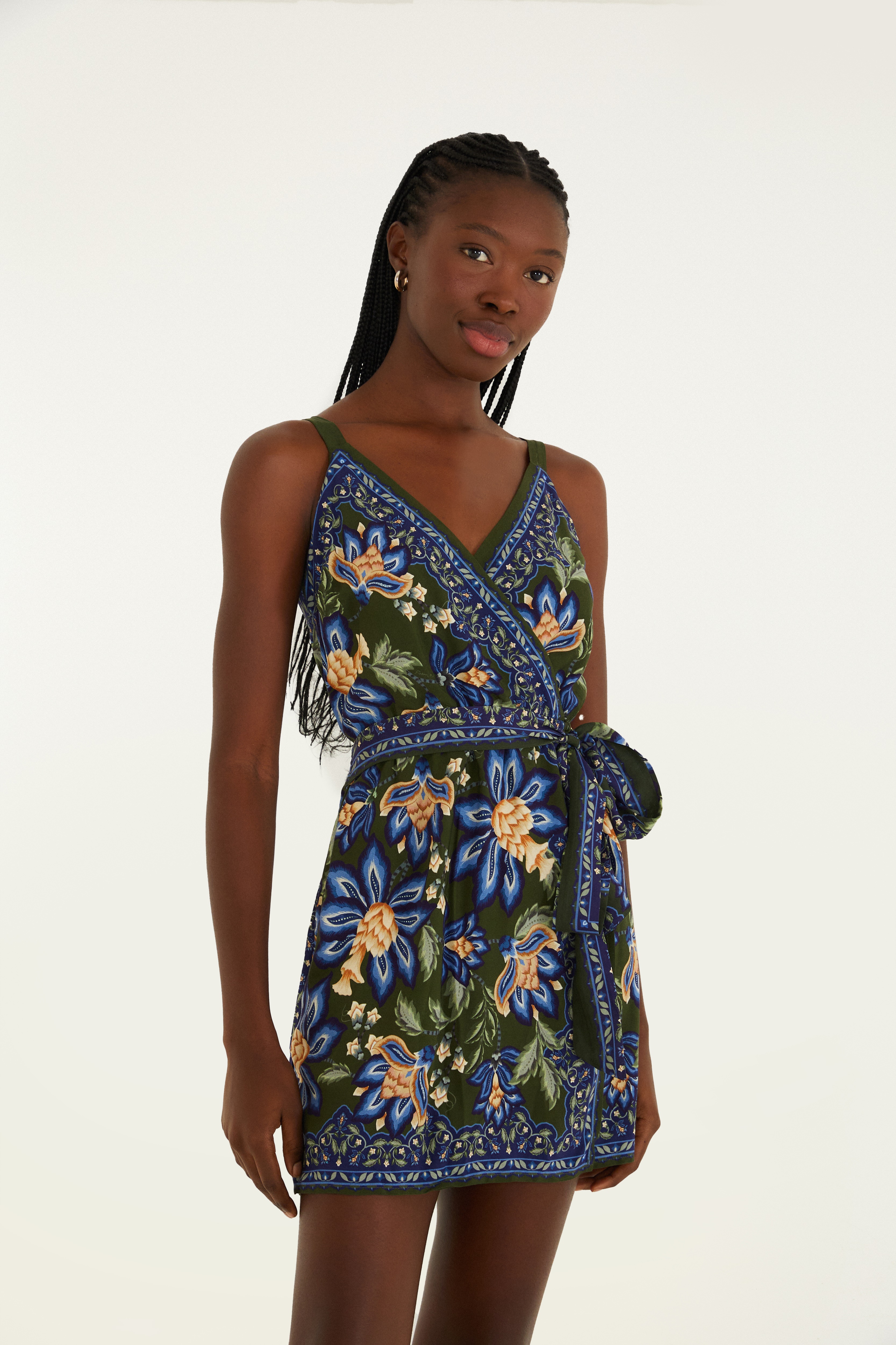 Vestido Curto Estampado Jardim Chintz