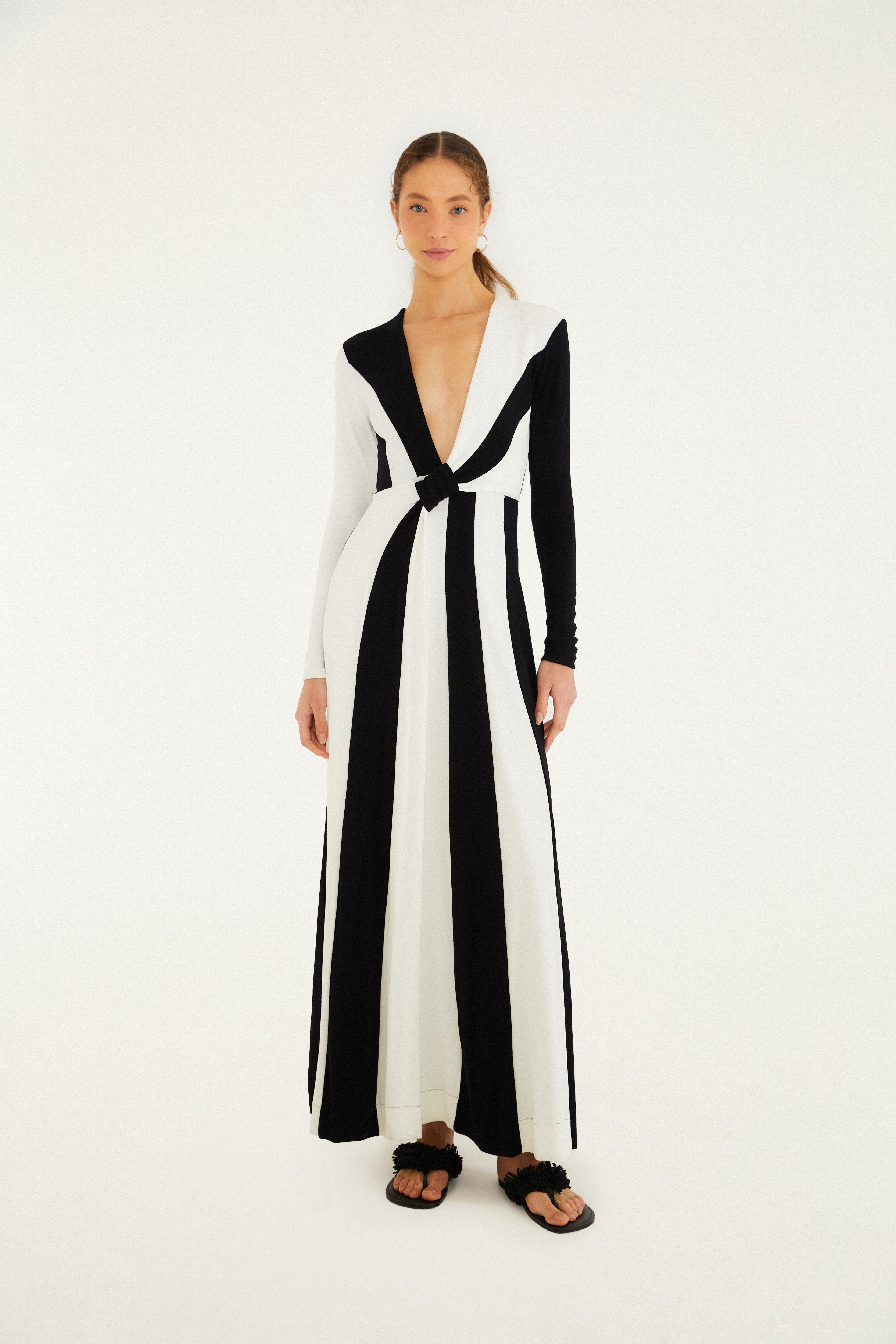 Vestido Decote Crepe