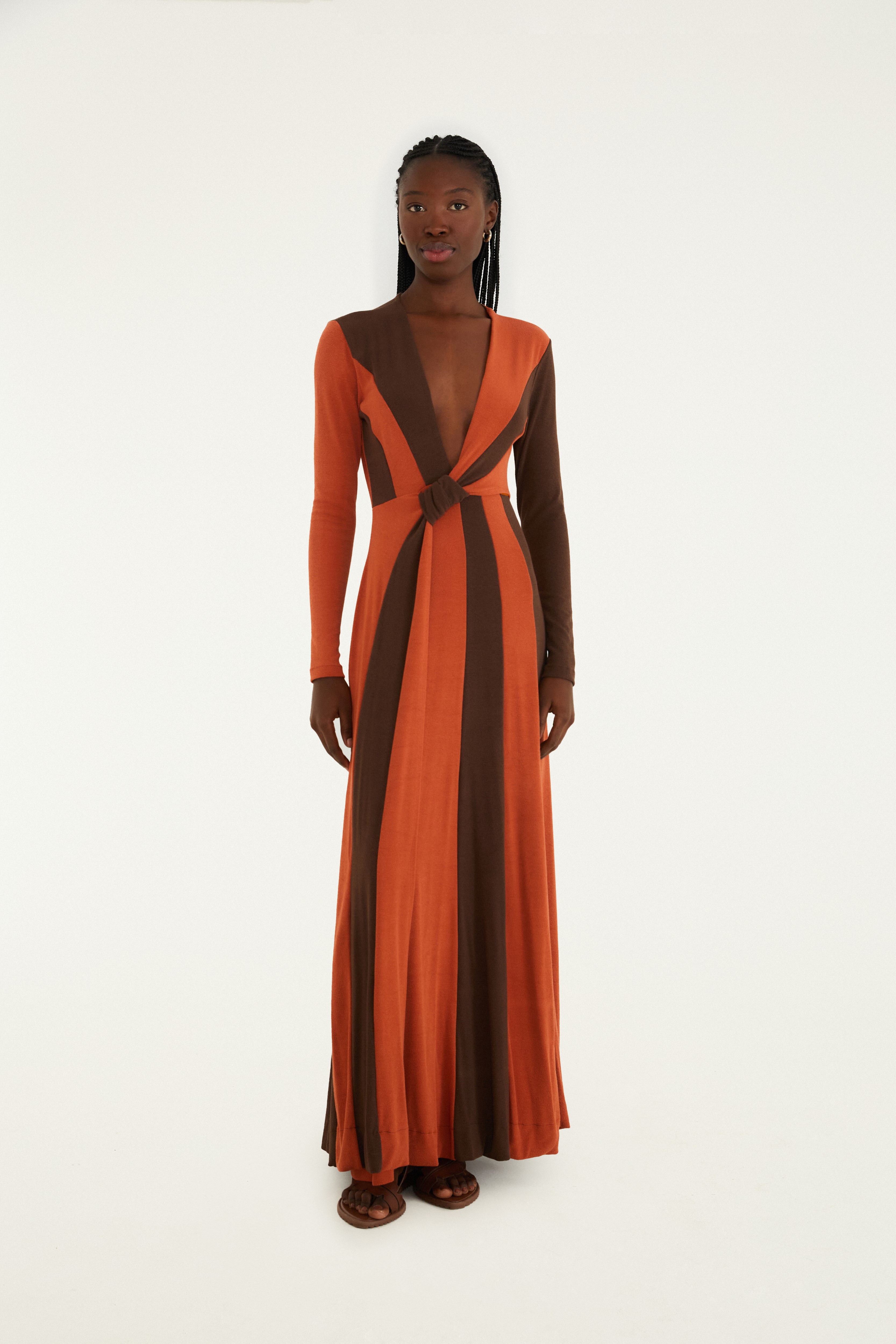 Vestido Decote Crepe