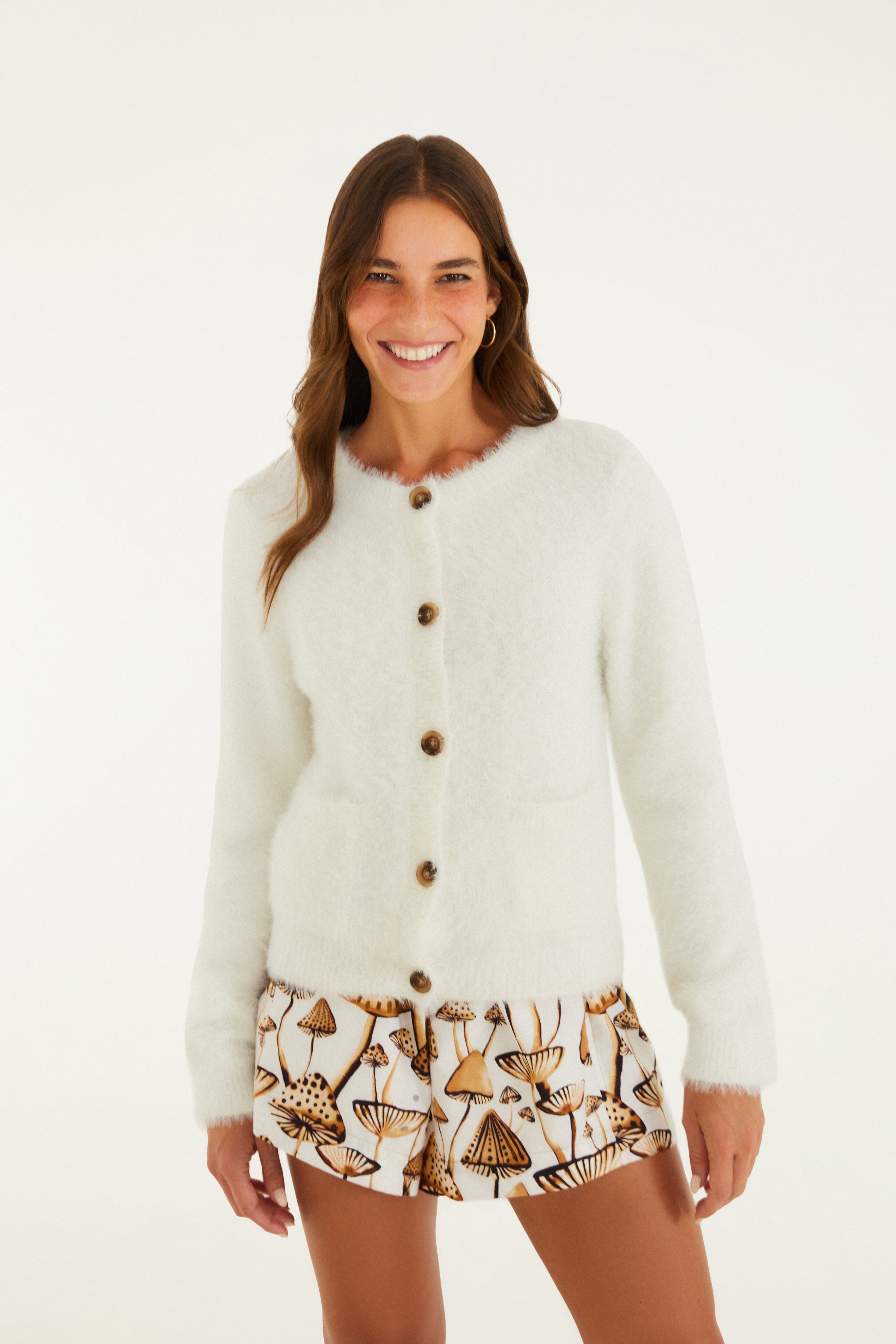 Cardigan Pelinho Curto Com Bolso