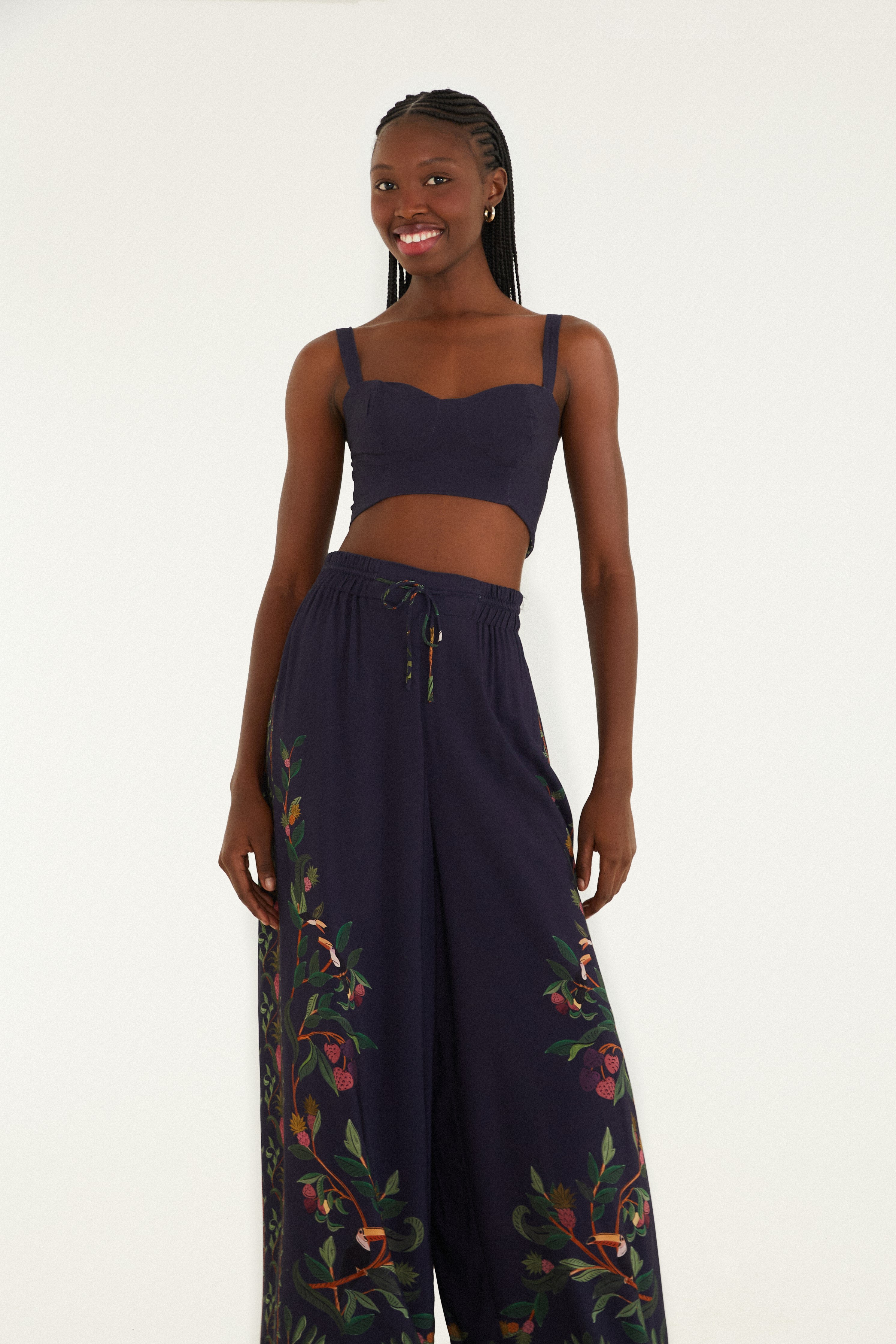 Calça Pantalona Estampada Floresta Doce