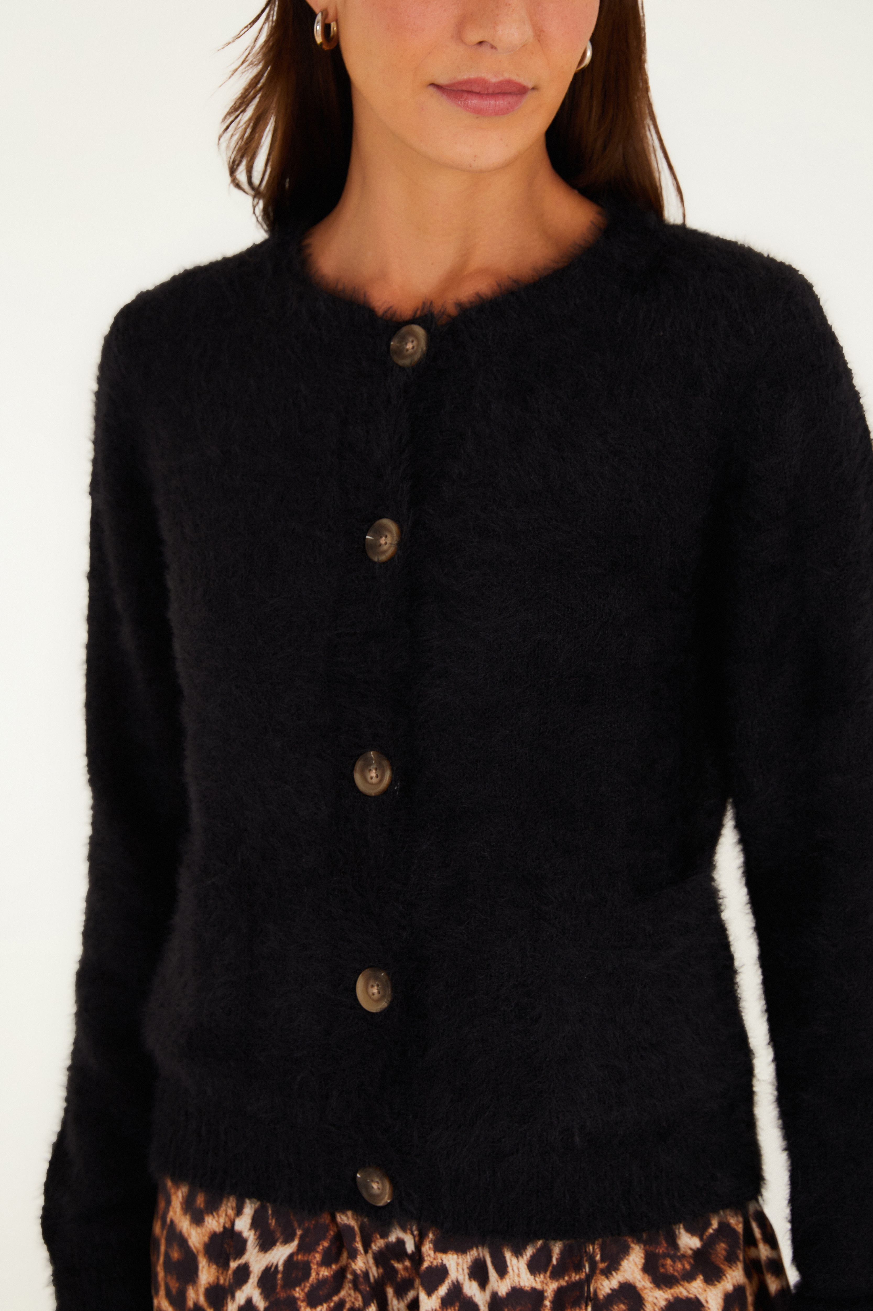 Cardigan Pelinho Curto Com Bolso