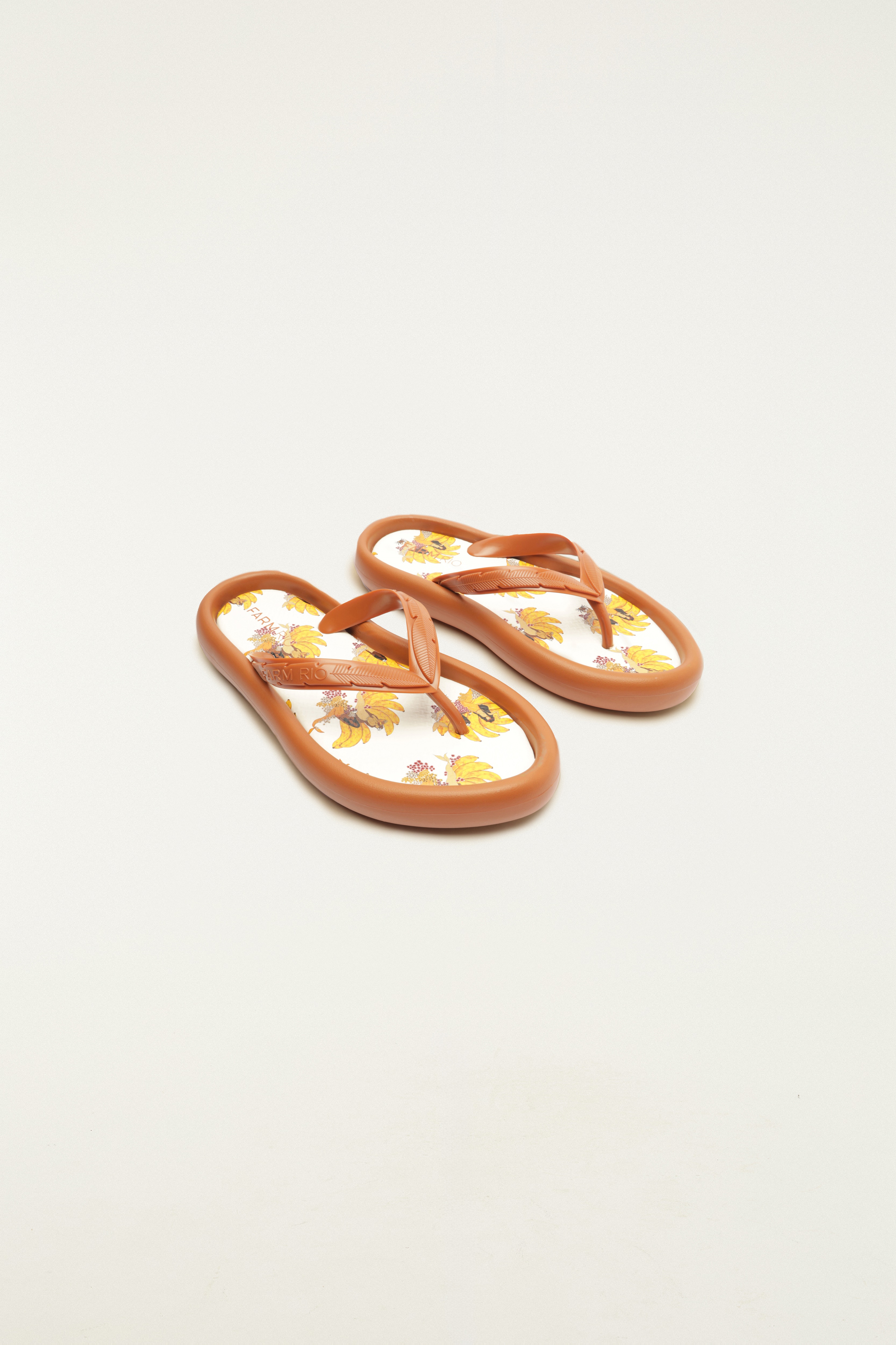 348471_009_2-CHINELO-CANOA-