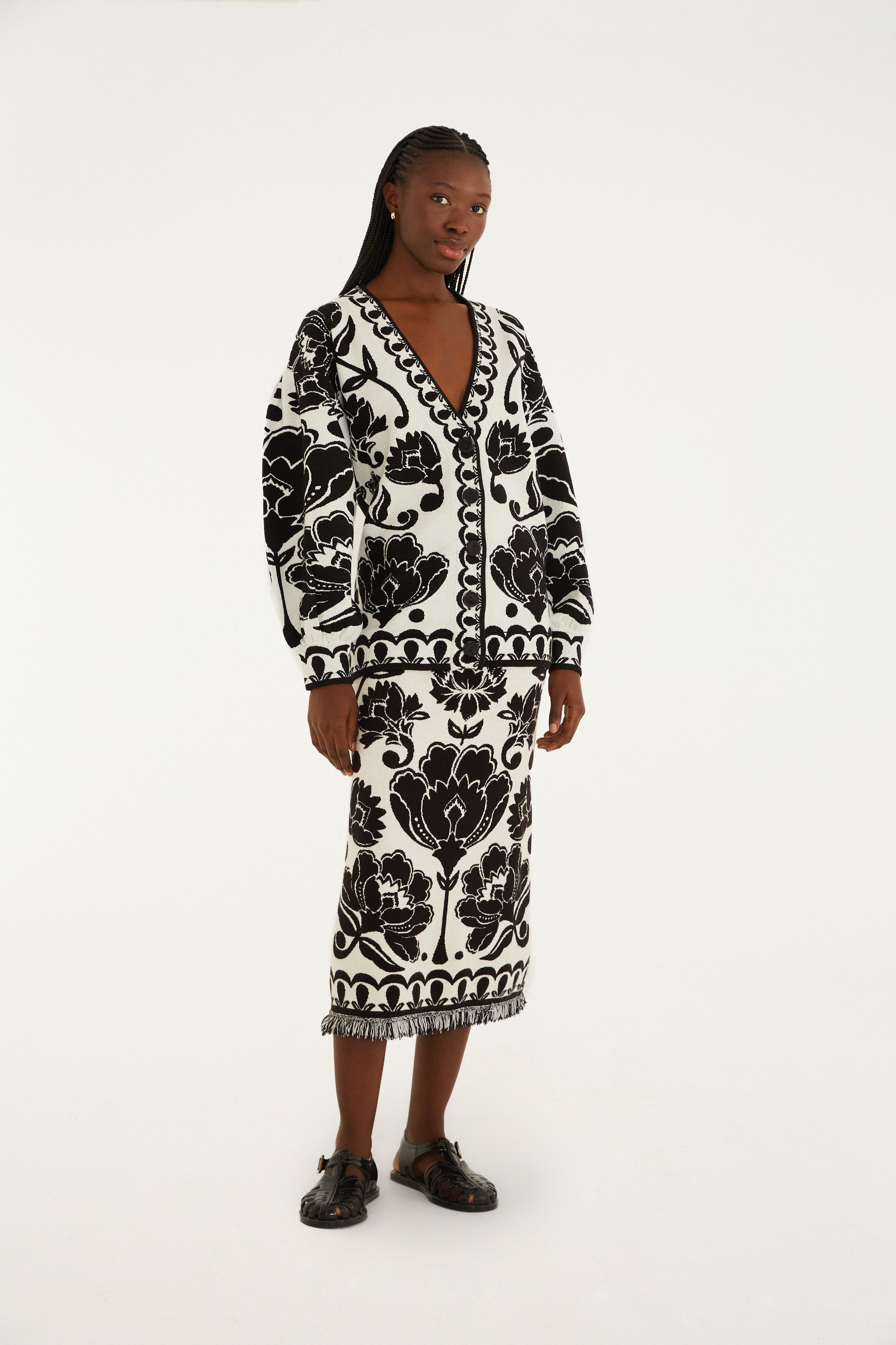 Cardigan Longo Tricot Floral Arabesque