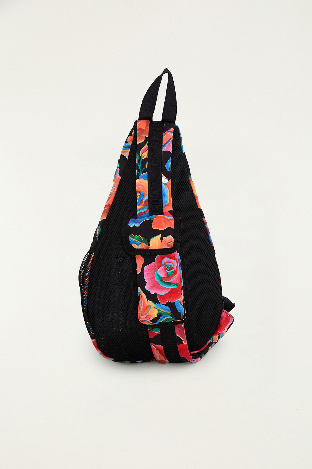 Mochila Rolezin Rosas Pintadas Preto