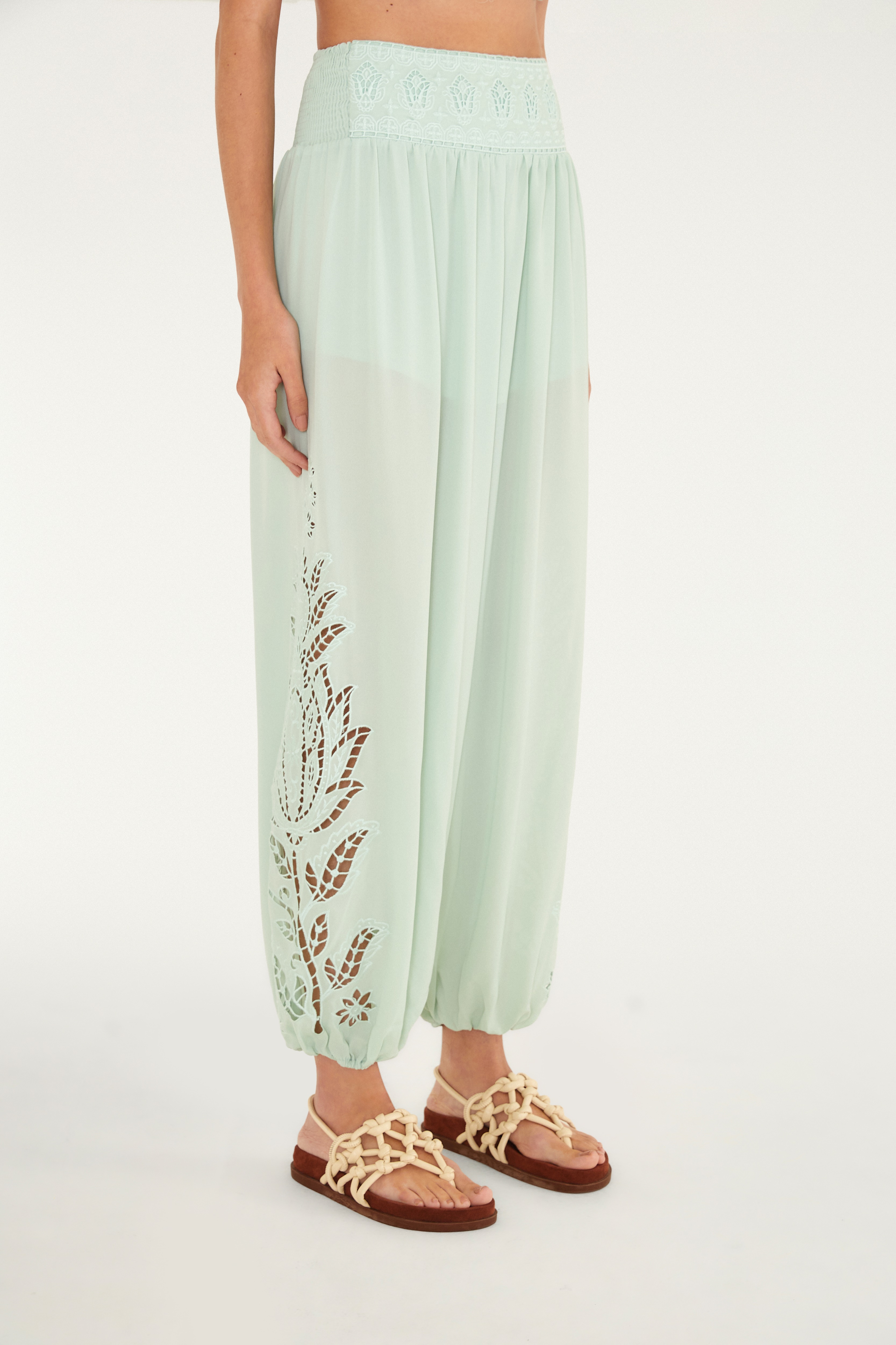 Calça Aladim Richelieu Tulipas